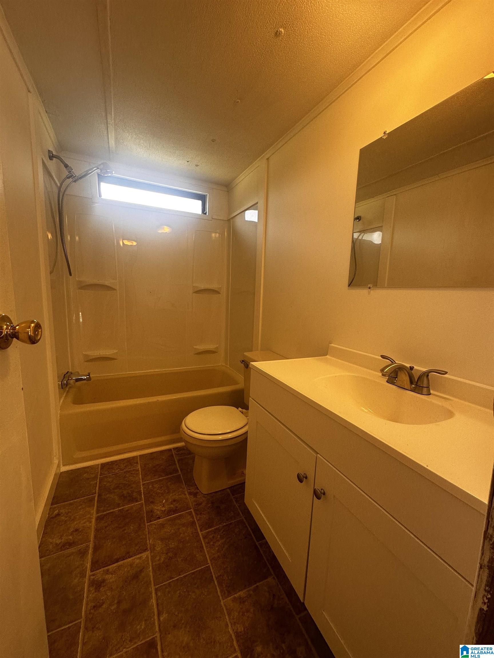 Homes for sale in Roanoke, AL | 2075 Louina Road, Roanoke, AL 36274 | MLS# 21435851