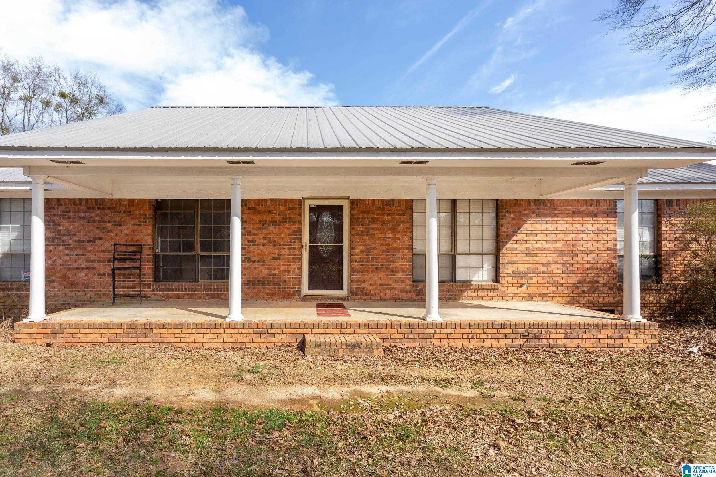 Homes for sale in Cropwell, AL | 3820 Logan Martin Dam Road, Cropwell, AL 35054 | MLS# 21435903