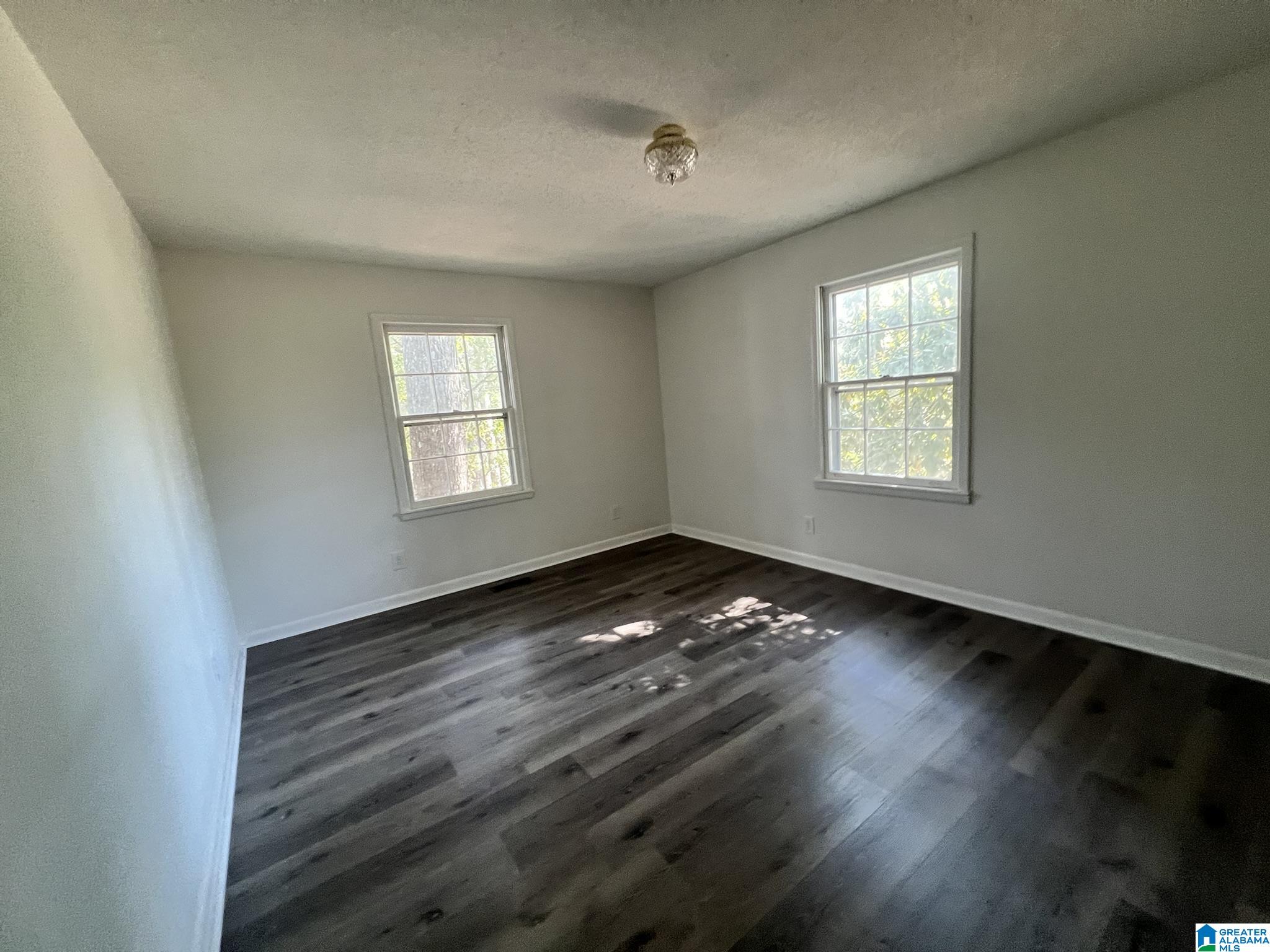 Homes for sale in Glencoe, AL | 516 Davis Dr, Glencoe, AL 35905 | MLS# 21435906