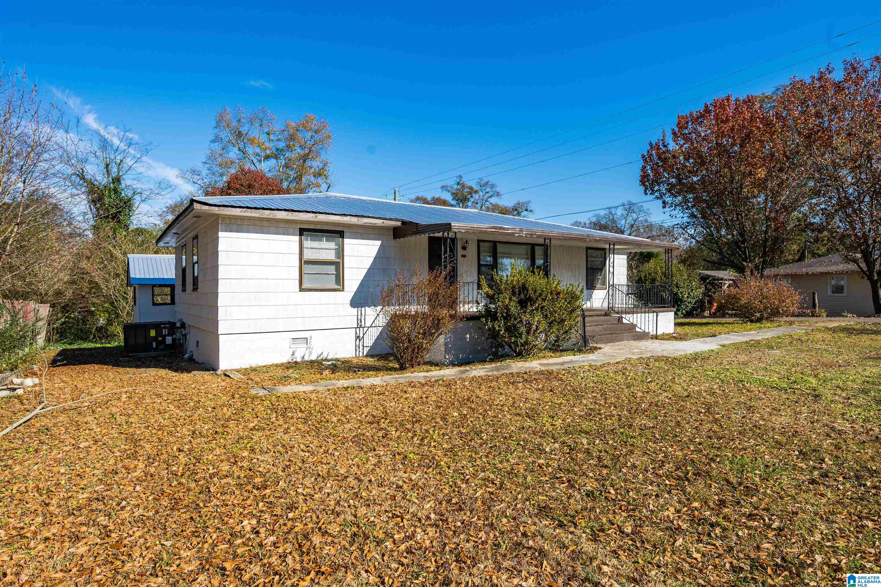 Homes for sale in Graysville, AL | 336 1St Avenue Nw, Graysville, AL 35073 | MLS# 21435996