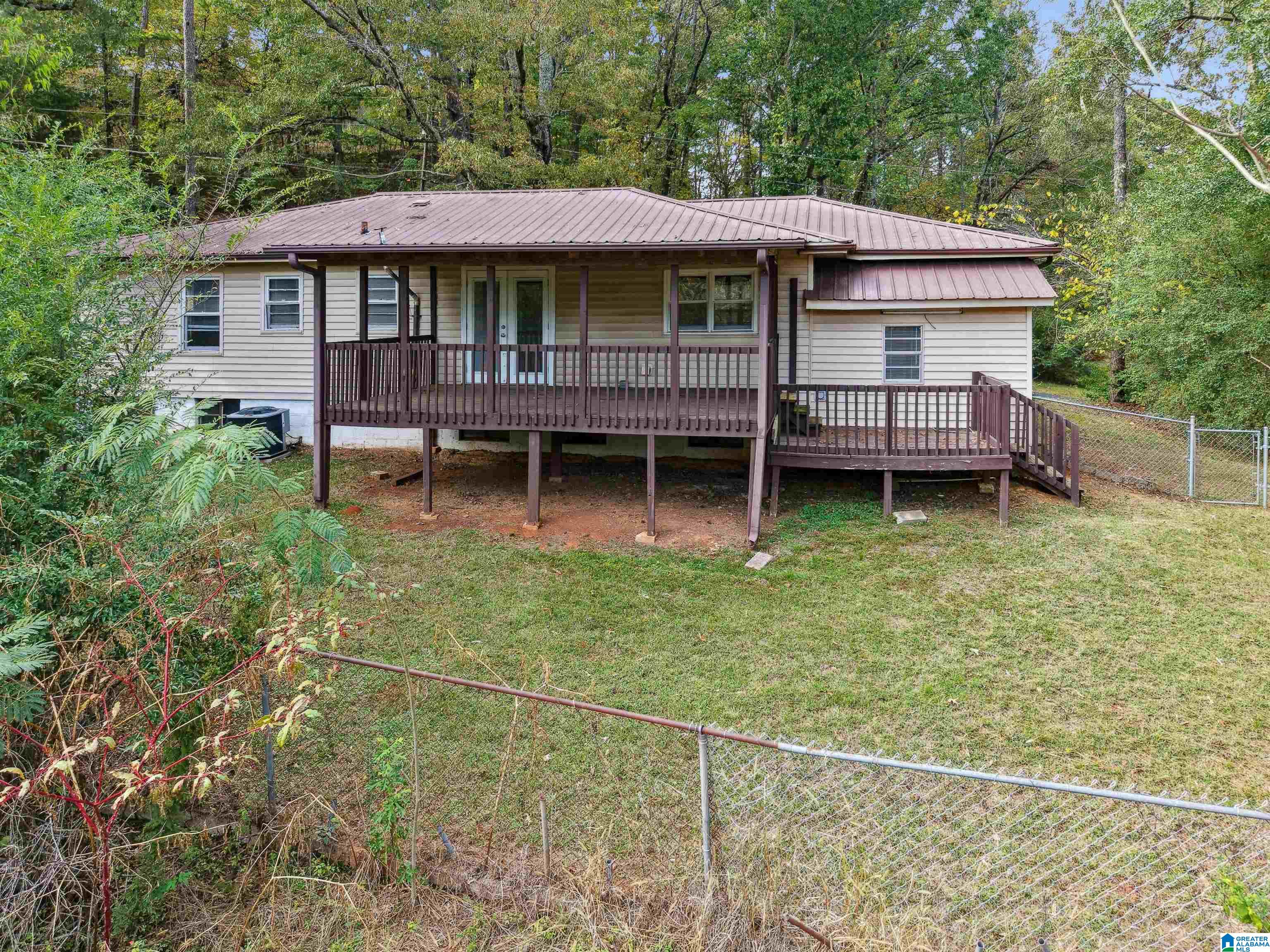 Homes for sale in Hueytown, AL | 1733 Faircrest Dr, Hueytown, AL 35023 | MLS# 21436050