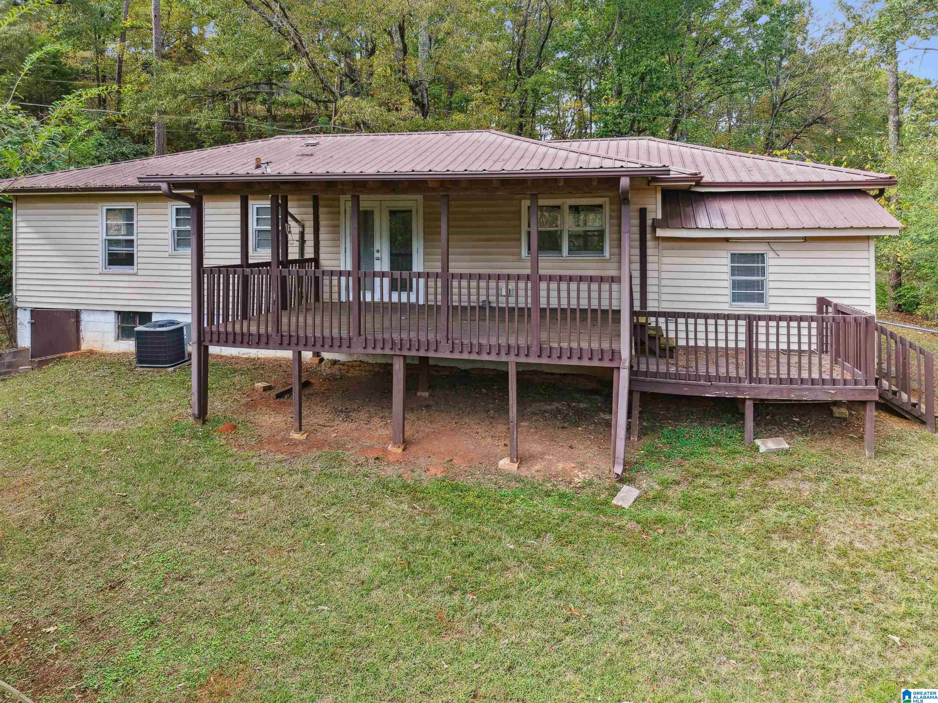 Homes for sale in Hueytown, AL | 1733 Faircrest Dr, Hueytown, AL 35023 | MLS# 21436050