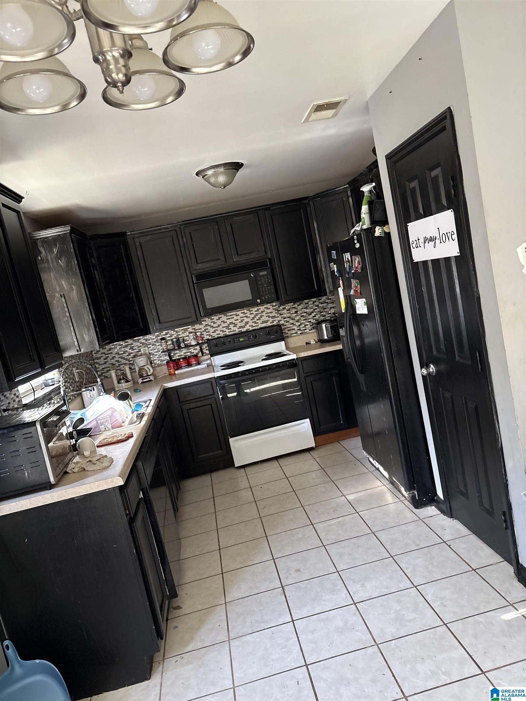 Homes for sale in Vance, AL | 13306 Parson Dr, Vance, AL 35490 | MLS# 21436214