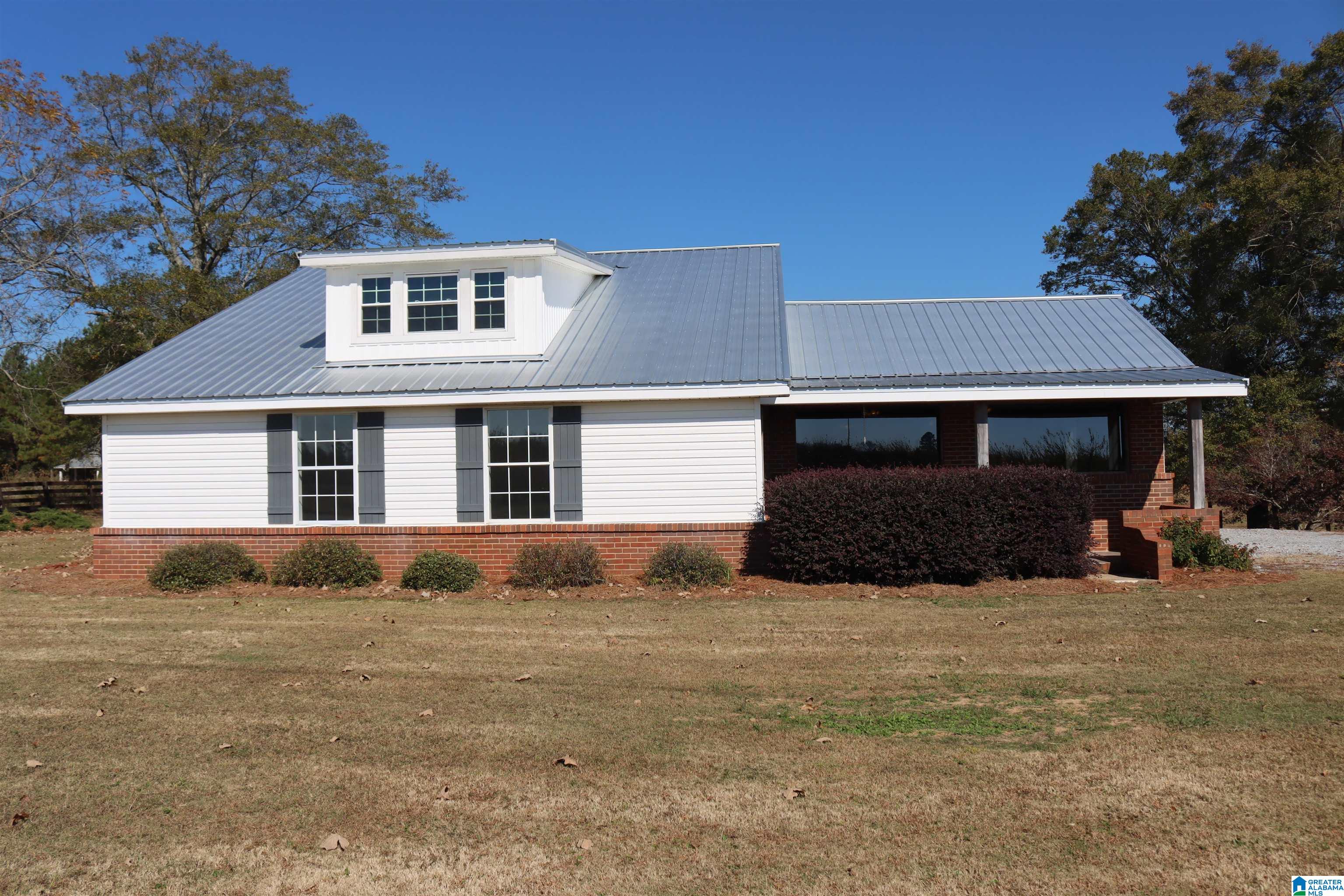 Homes for sale in Clanton, AL | 1235 3rd Street, Clanton, AL 35045 | MLS# 21436262