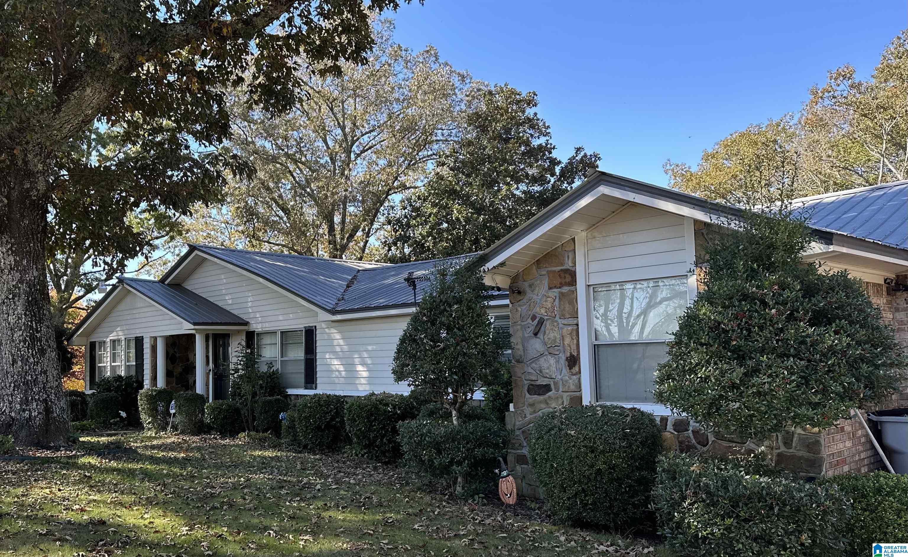 Homes for sale in Jasper, AL | 1059 Anderson Road, Jasper, AL 35503 | MLS# 21436351