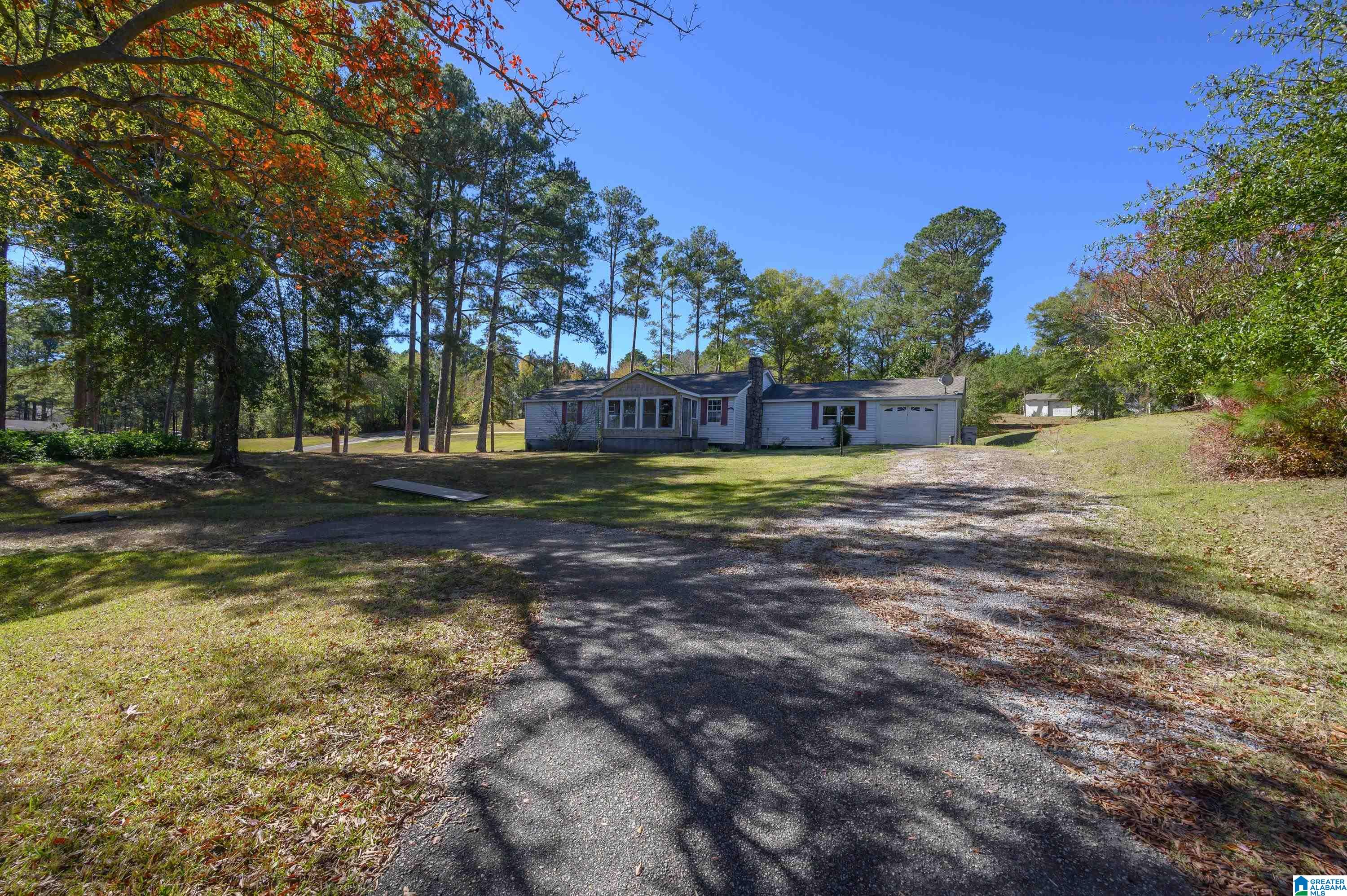 Homes for sale in Columbiana, AL | 323 Chelsea Road, Columbiana, AL 35051 | MLS# 21436382
