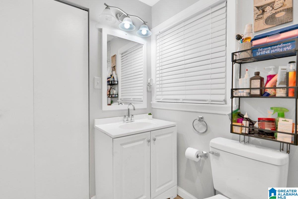 Homes for sale in Birmingham, AL | 801 Overlook Dr, Birmingham, AL 35228 | MLS# 21436533