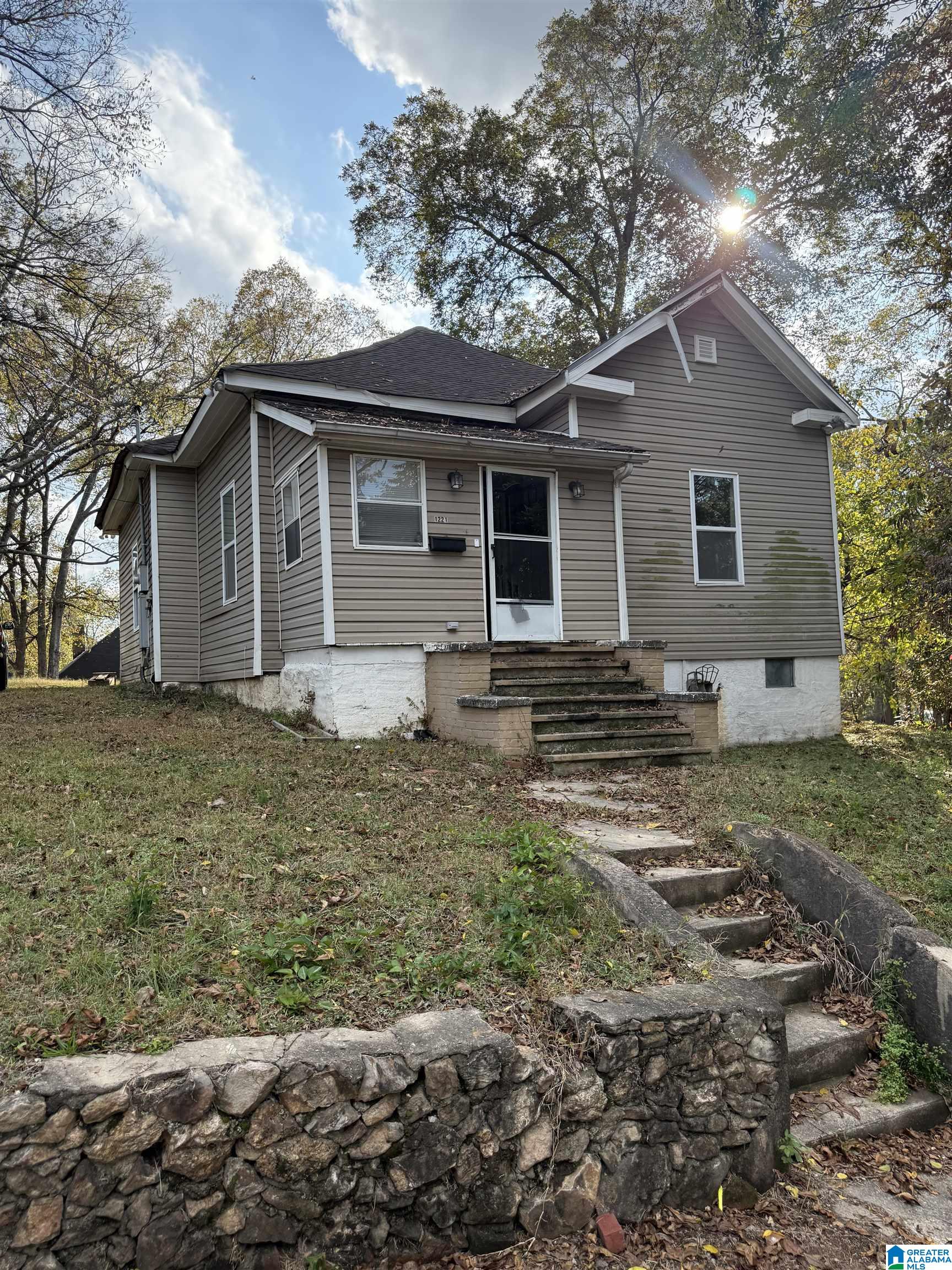 Homes for sale in Birmingham, AL | 1221 N 16th Avenue, Birmingham, AL 35204 | MLS# 21436625