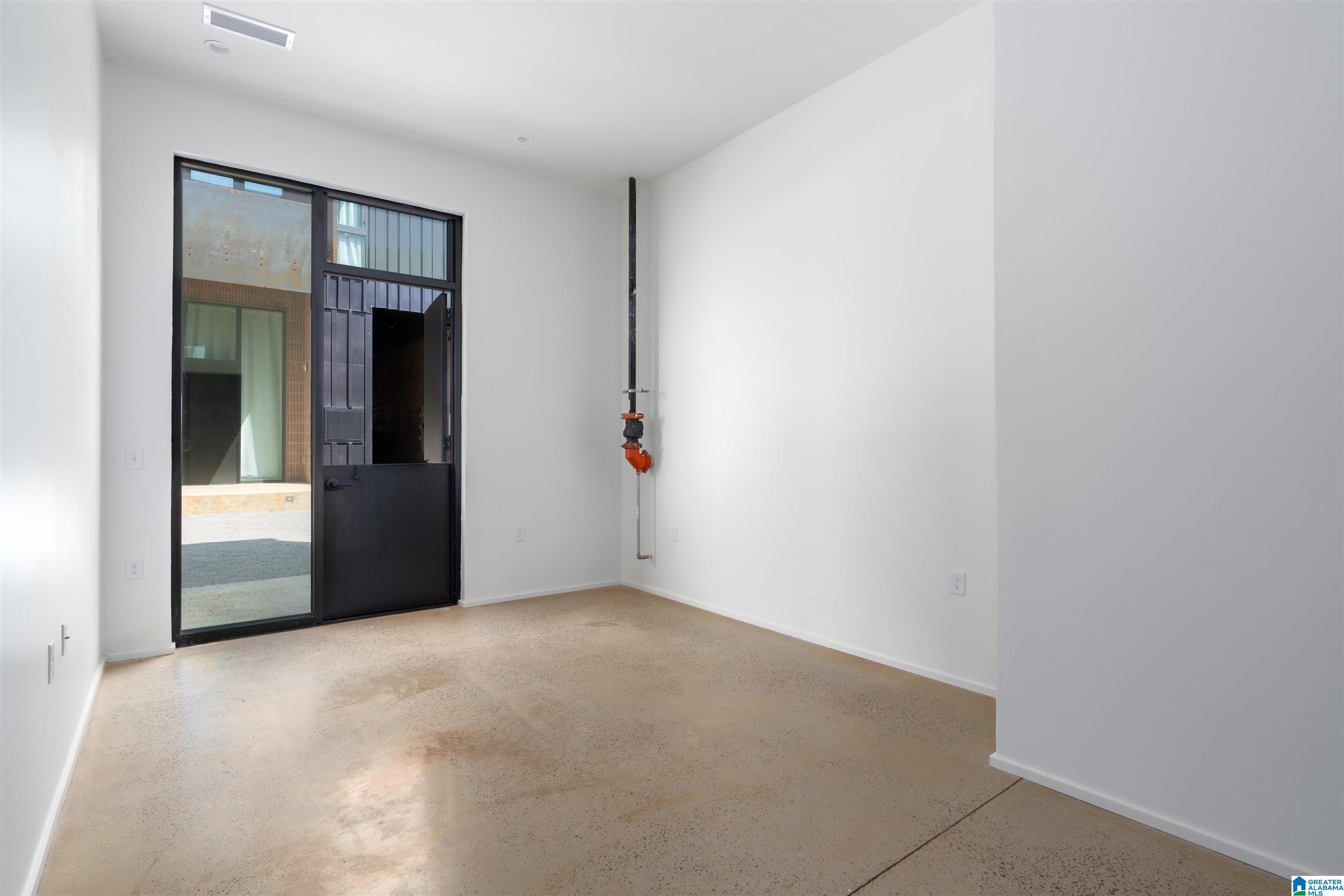Homes for sale in Birmingham, AL | 2323 2Nd Avenue S #1C, Birmingham, AL 35233 | MLS# 21436778