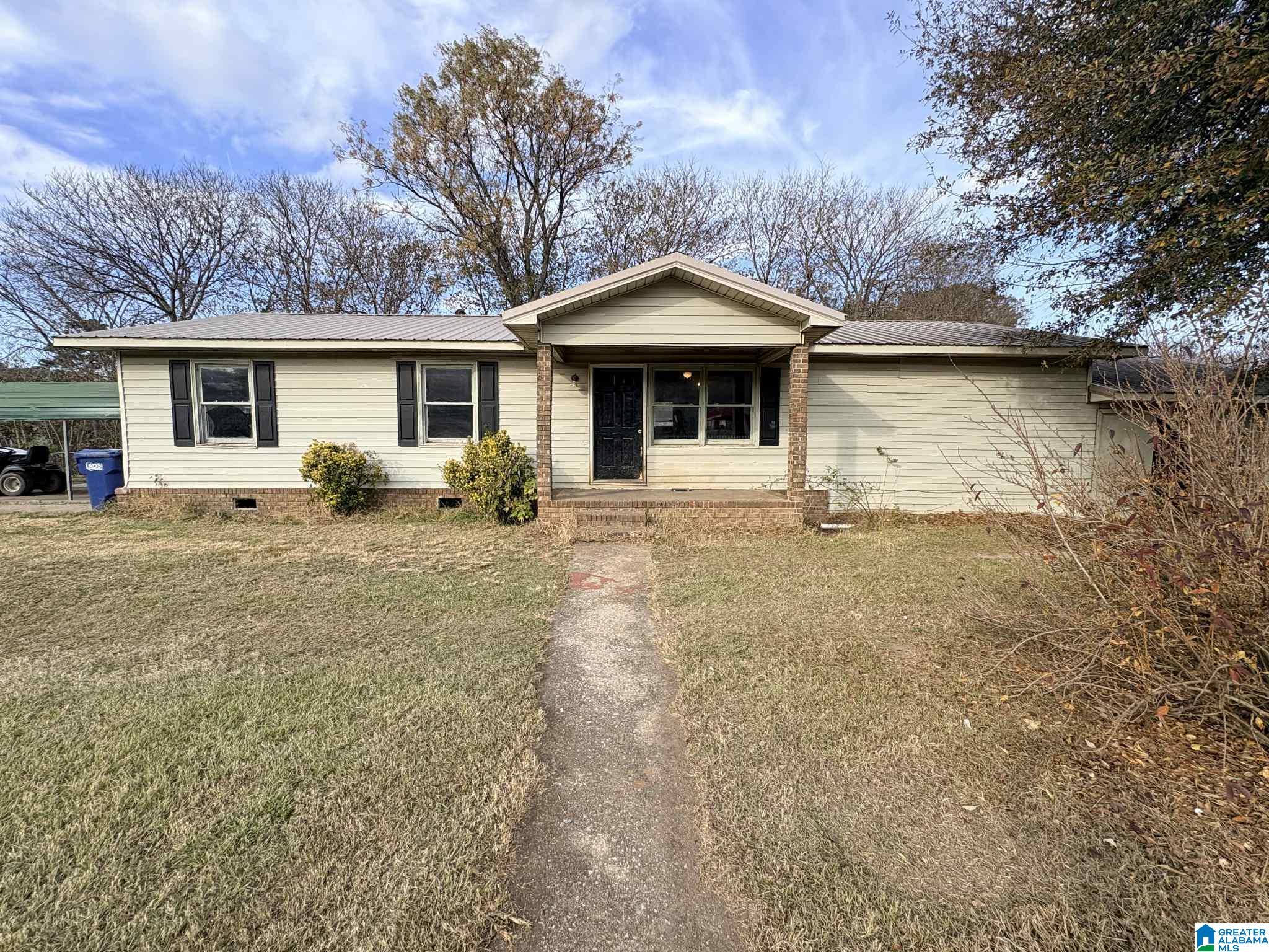 Homes for sale in Anniston, AL | 303 Parker Street, Anniston, AL 36201 | MLS# 21436909