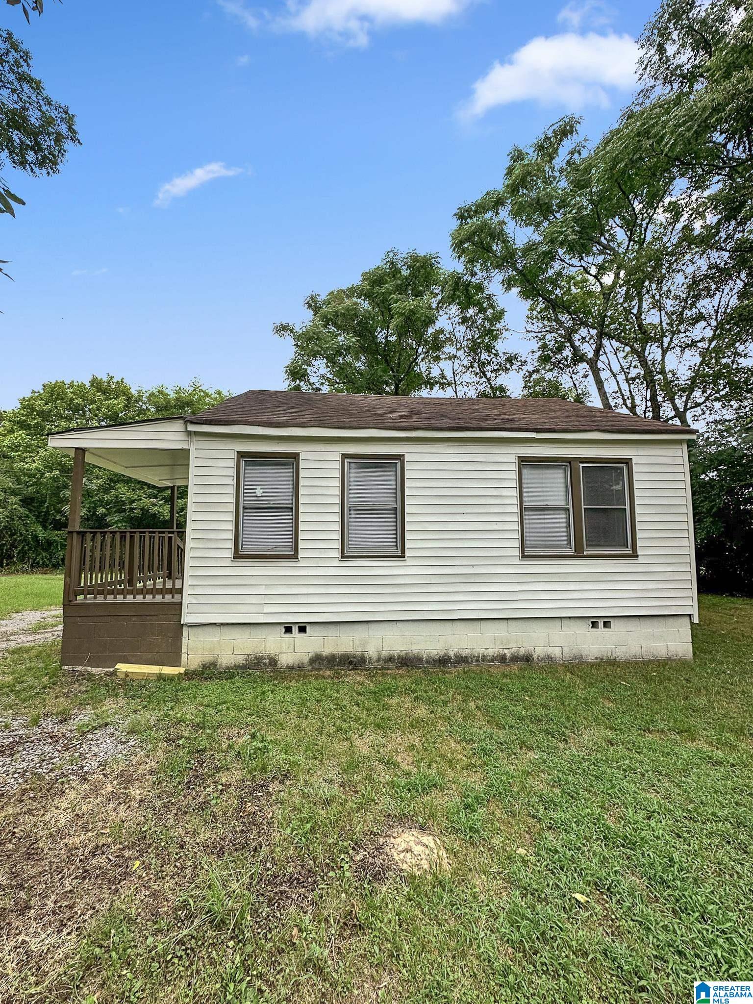 Homes for sale in Adamsville, AL | 204 Garth Dr, Adamsville, AL 35005 | MLS# 21437100