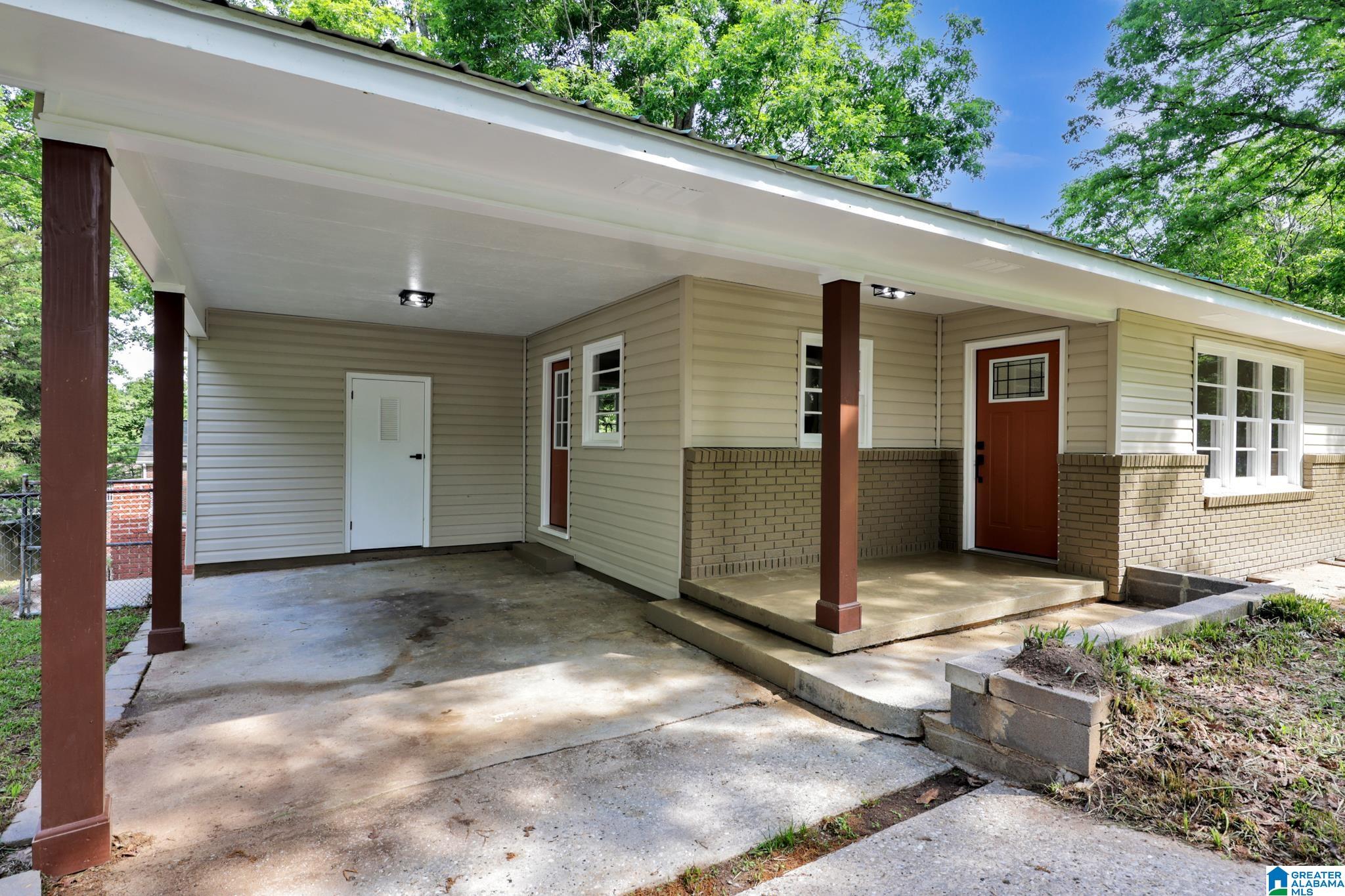 Homes for sale in Weaver, AL | 829 Woodlock Lane, Weaver, AL 36277 | MLS# 21437107