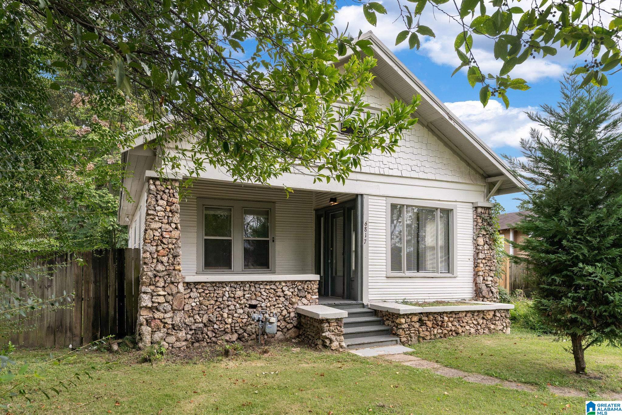 Homes for sale in Birmingham, AL | 6817 Division Avenue, Birmingham, AL 35206 | MLS# 21437123