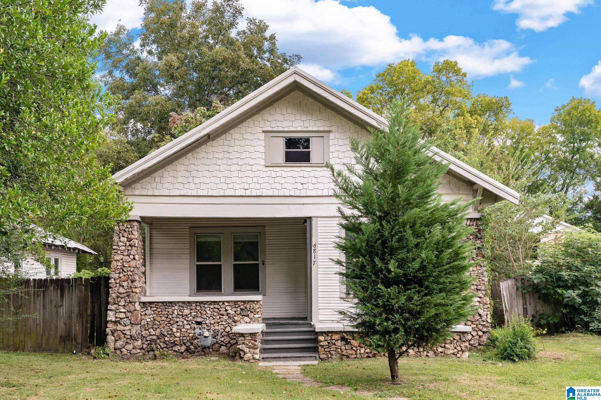 Homes for sale in Birmingham, AL | 6817 Division Avenue, Birmingham, AL 35206 | MLS# 21437123