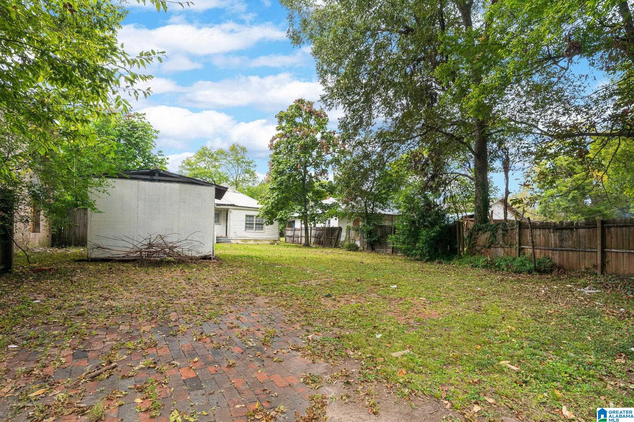 Homes for sale in Birmingham, AL | 6817 Division Avenue, Birmingham, AL 35206 | MLS# 21437123