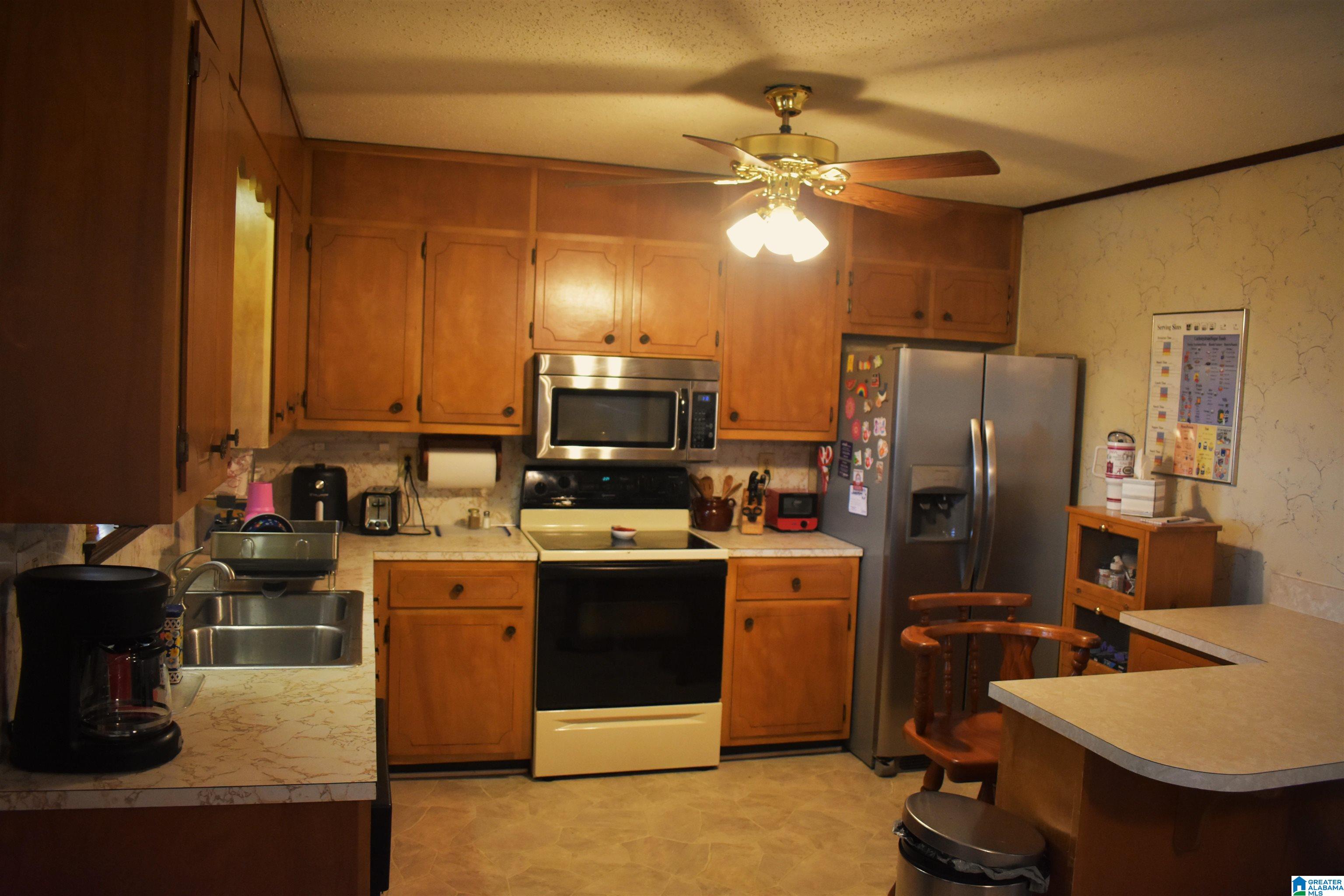 Homes for sale in Pinson, AL | 8445 Country Circle, Pinson, AL 35126 | MLS# 21437176