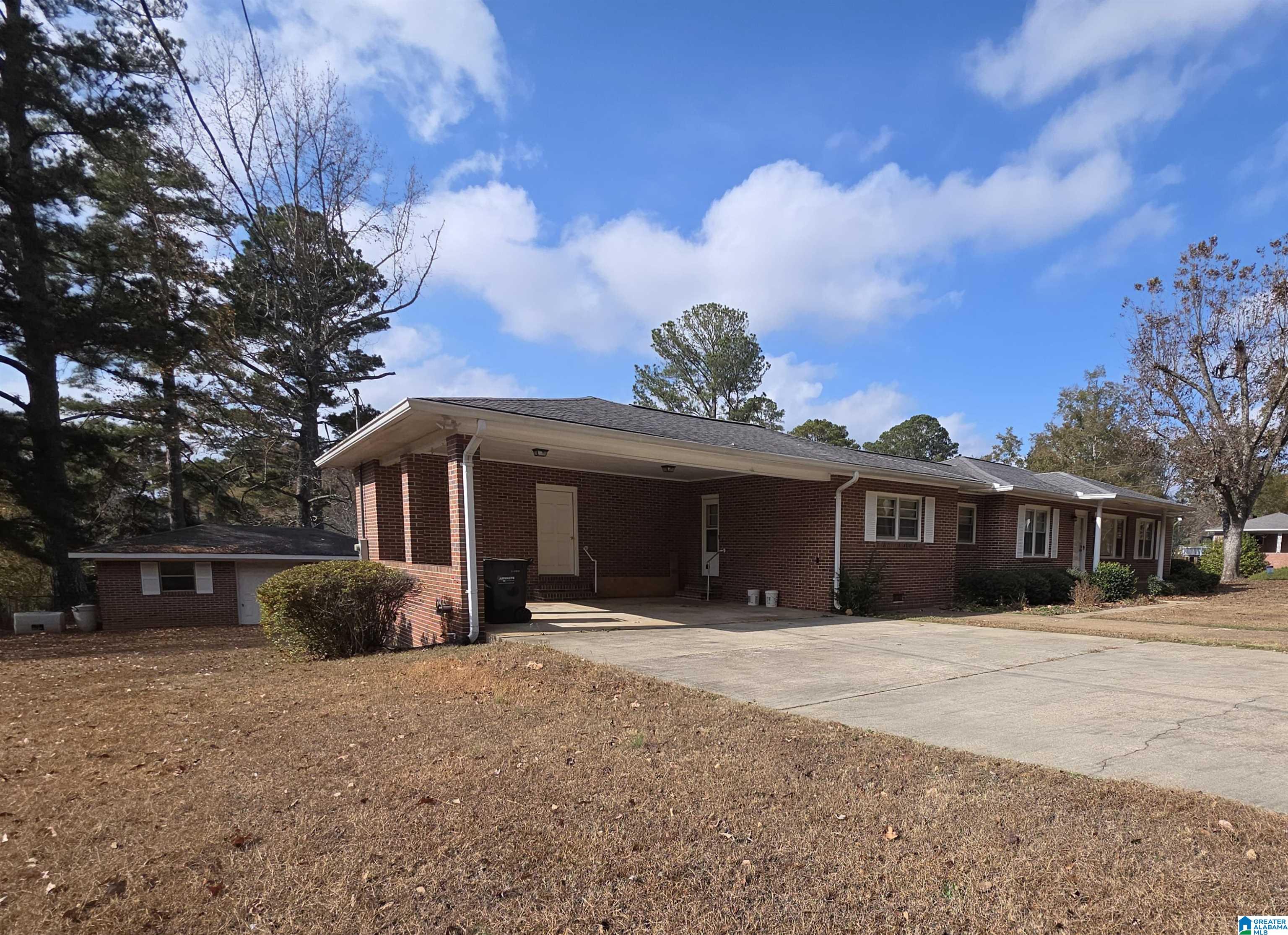 Homes for sale in Roanoke, AL | 206 Gilham Road, Roanoke, AL 36274 | MLS# 21437356