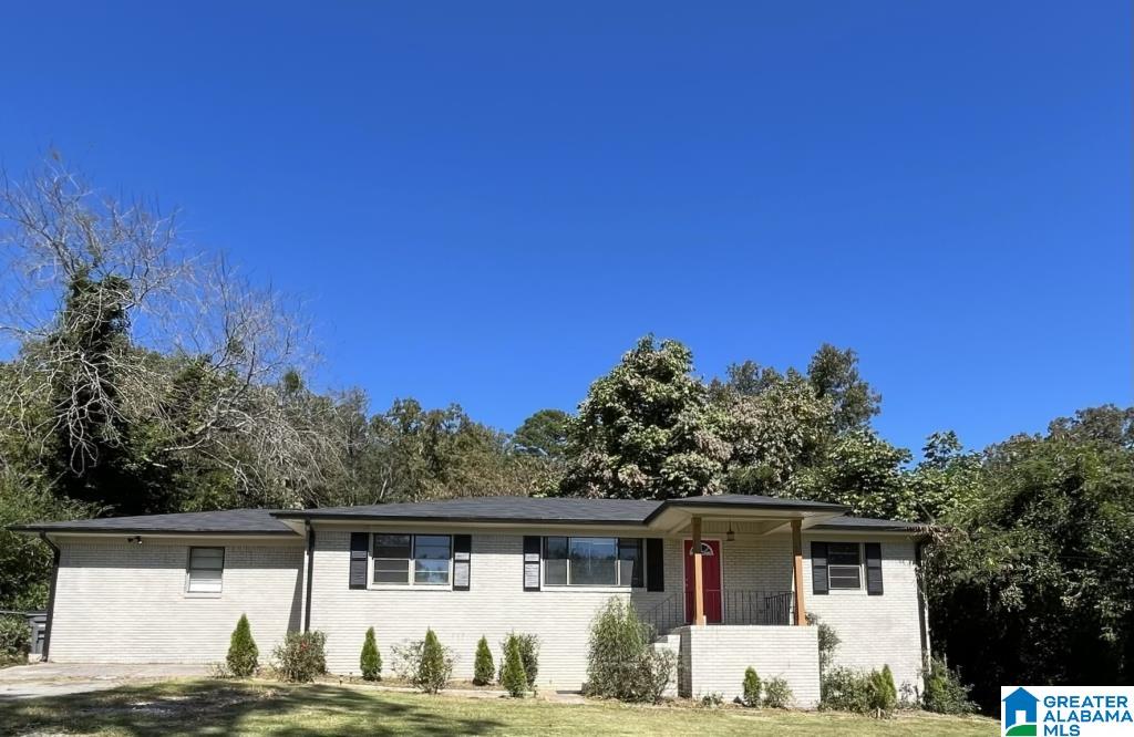 Homes for sale in Trussville, AL | 310 White Pine Street, Trussville, AL 35173 | MLS# 21437676