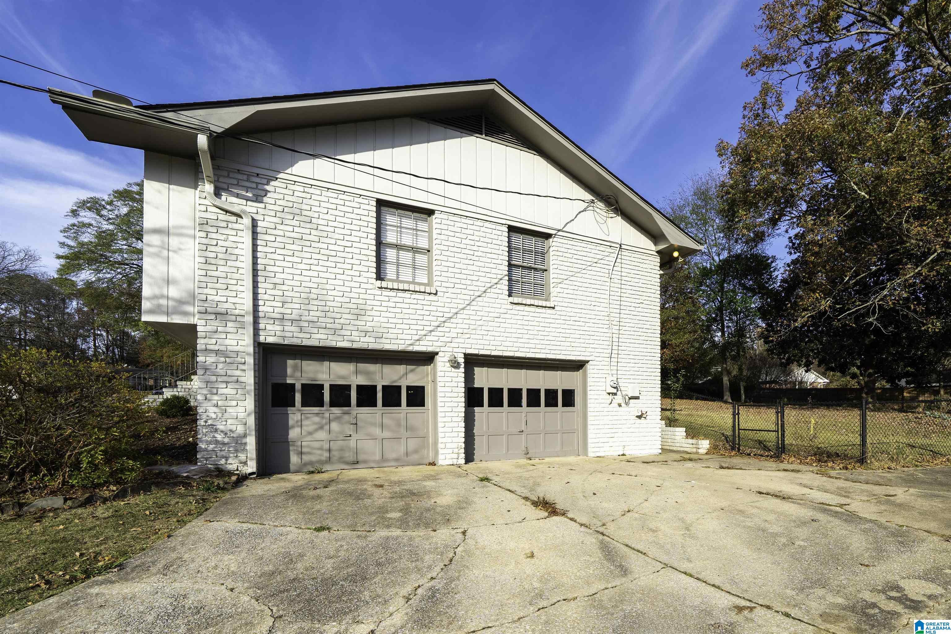 Homes for sale in Vestavia Hills, AL | 637 Winwood Dr, Vestavia Hills, AL 35226 | MLS# 21437770