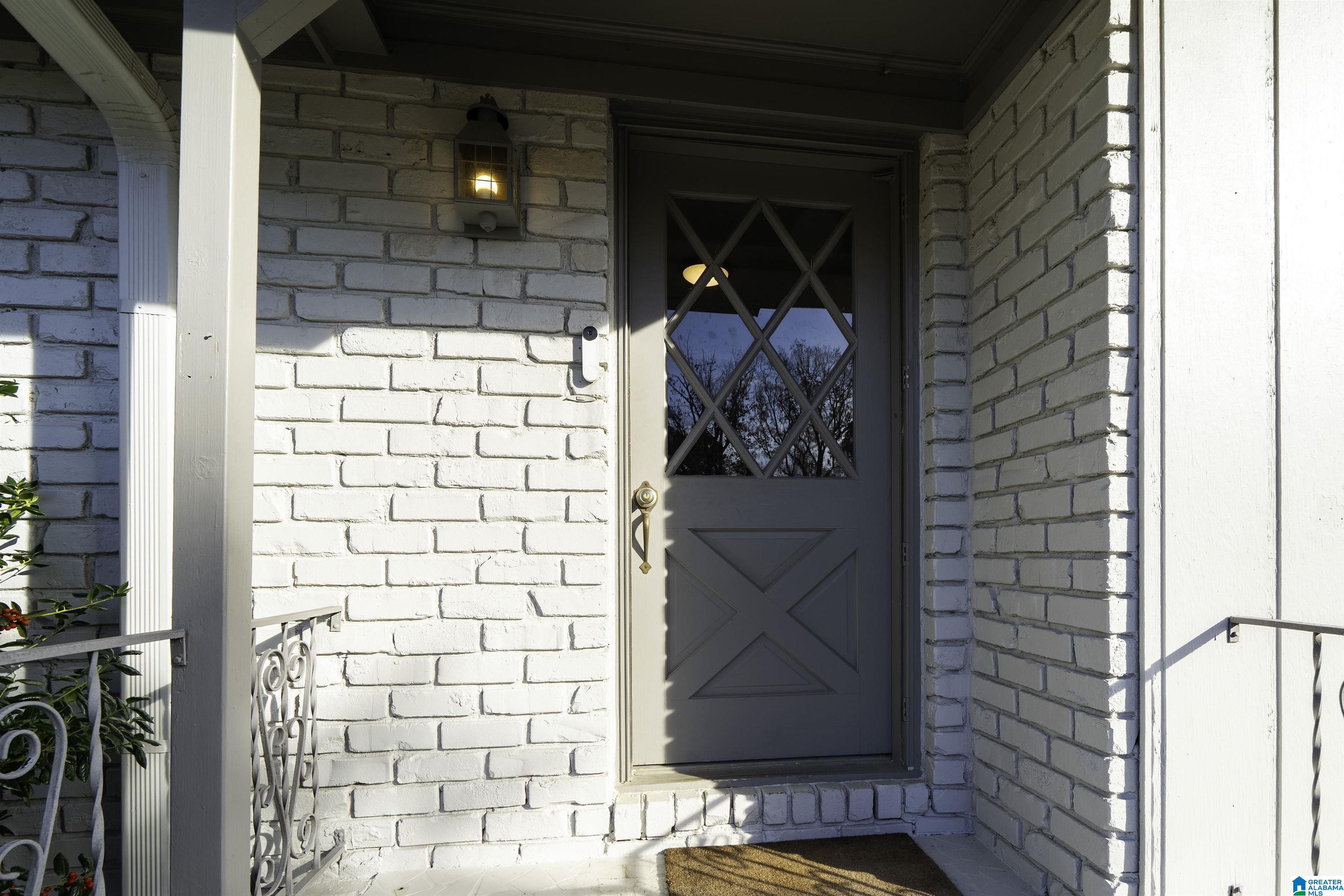 Homes for sale in Vestavia Hills, AL | 637 Winwood Dr, Vestavia Hills, AL 35226 | MLS# 21437770