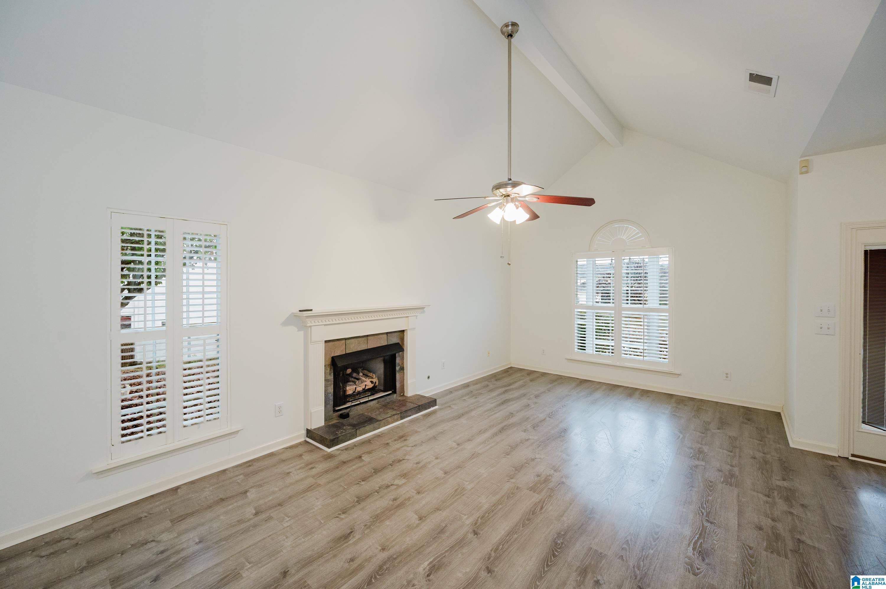 Homes for sale in Pelham, AL | 148 Stonehaven Dr, Pelham, AL 35124 | MLS# 21437784