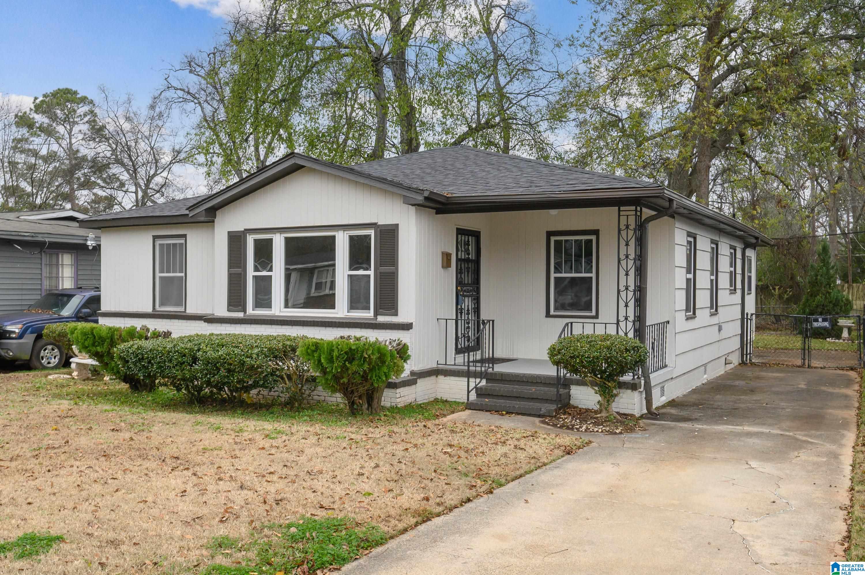 Homes for sale in Birmingham, AL | 1404 Mims Street Sw, Birmingham, AL 35211 | MLS# 21437786