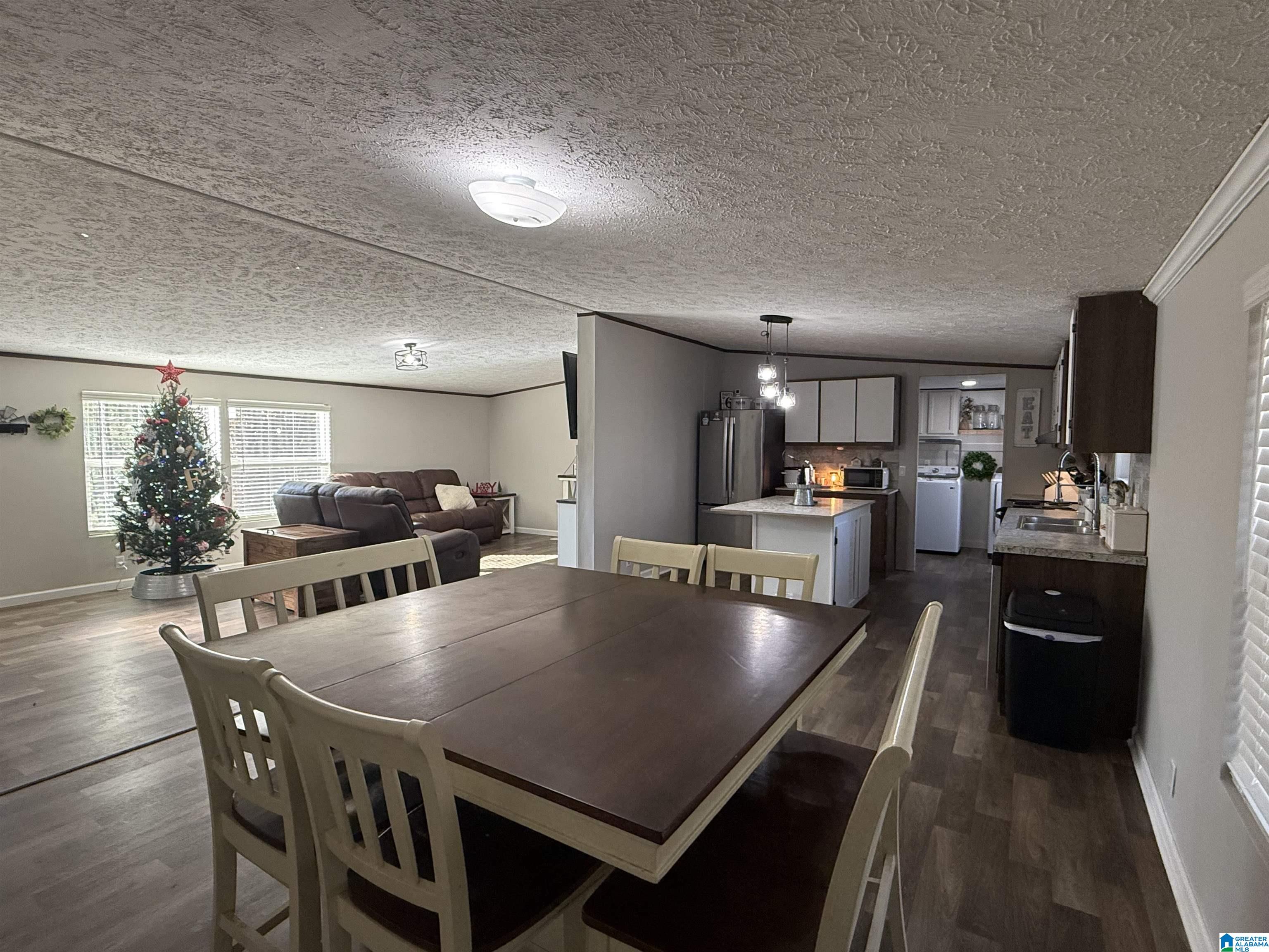 Homes for sale in Odenville, AL | 320 Clearview Road, Odenville, AL 35120 | MLS# 21437849