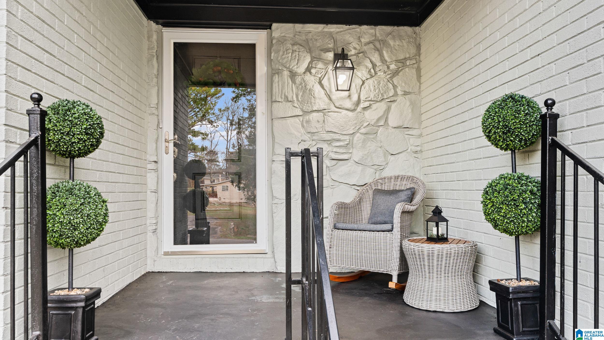 Homes for sale in Warrior, AL | 112 5Th Street W, Warrior, AL 35180 | MLS# 21437851