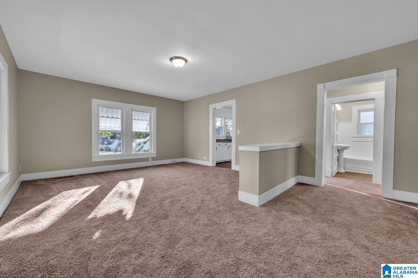 Homes for sale in Lipscomb, AL | 5604 5Th Street S, Lipscomb, AL 35020 | MLS# 21437861