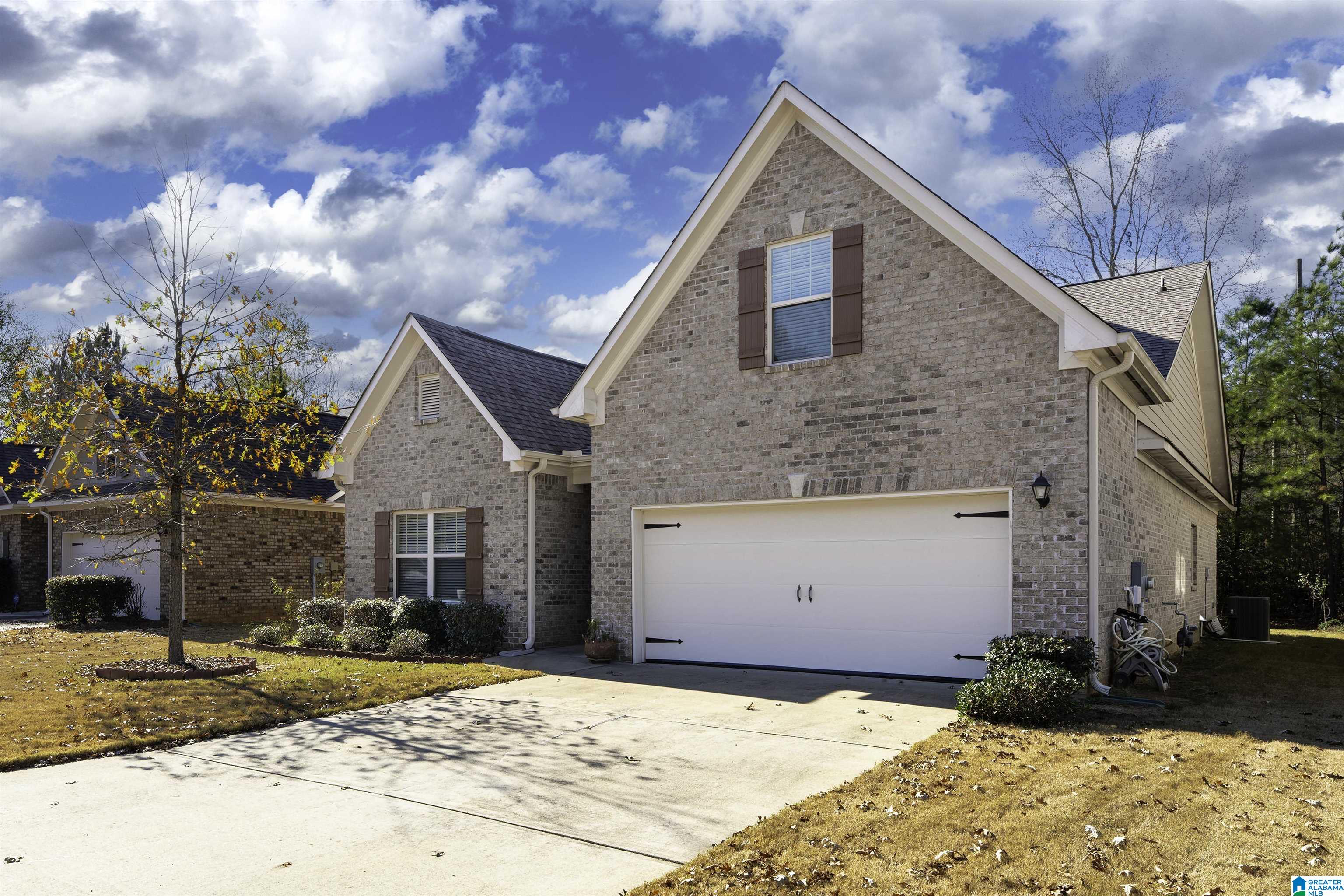 Homes for sale in Helena, AL | 6613 Rice Circle, Helena, AL 35022 | MLS# 21437895