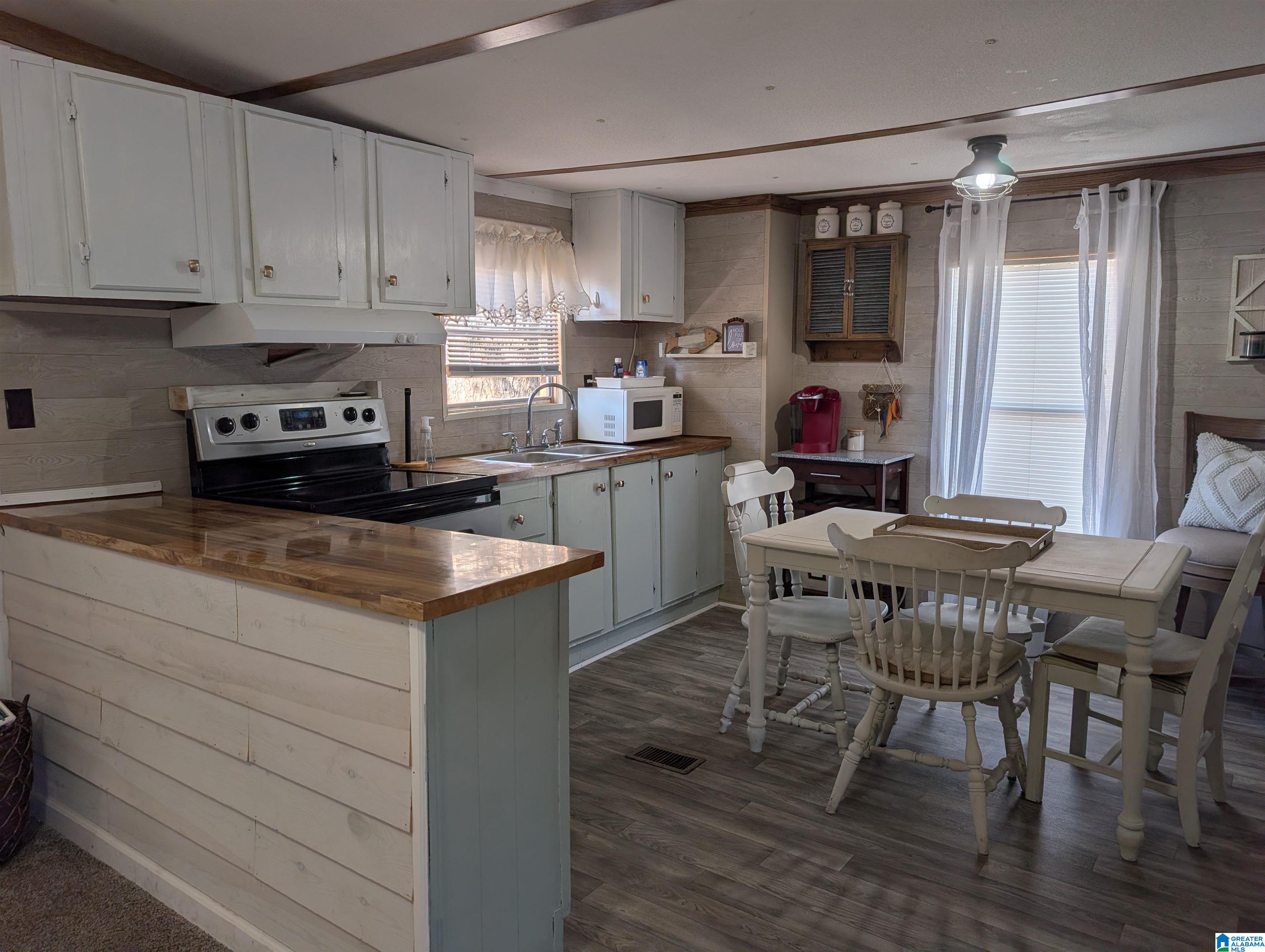 Homes for sale in Adger, AL | 523 Marina Road, Adger, AL 35006 | MLS# 21437896