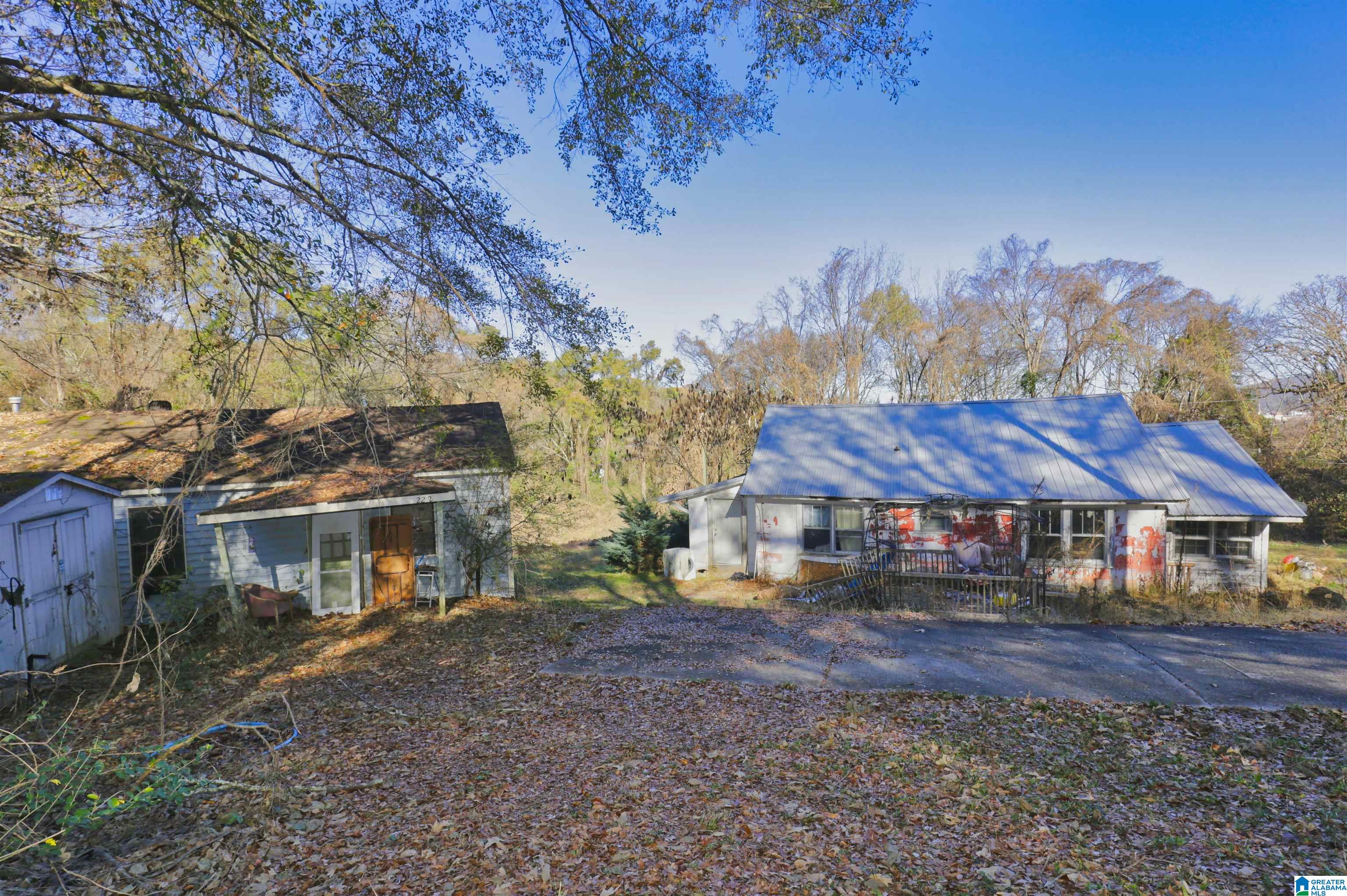 Homes for sale in Anniston, AL | 222 Mulberry Avenue, Anniston, AL 36201 | MLS# 21437950