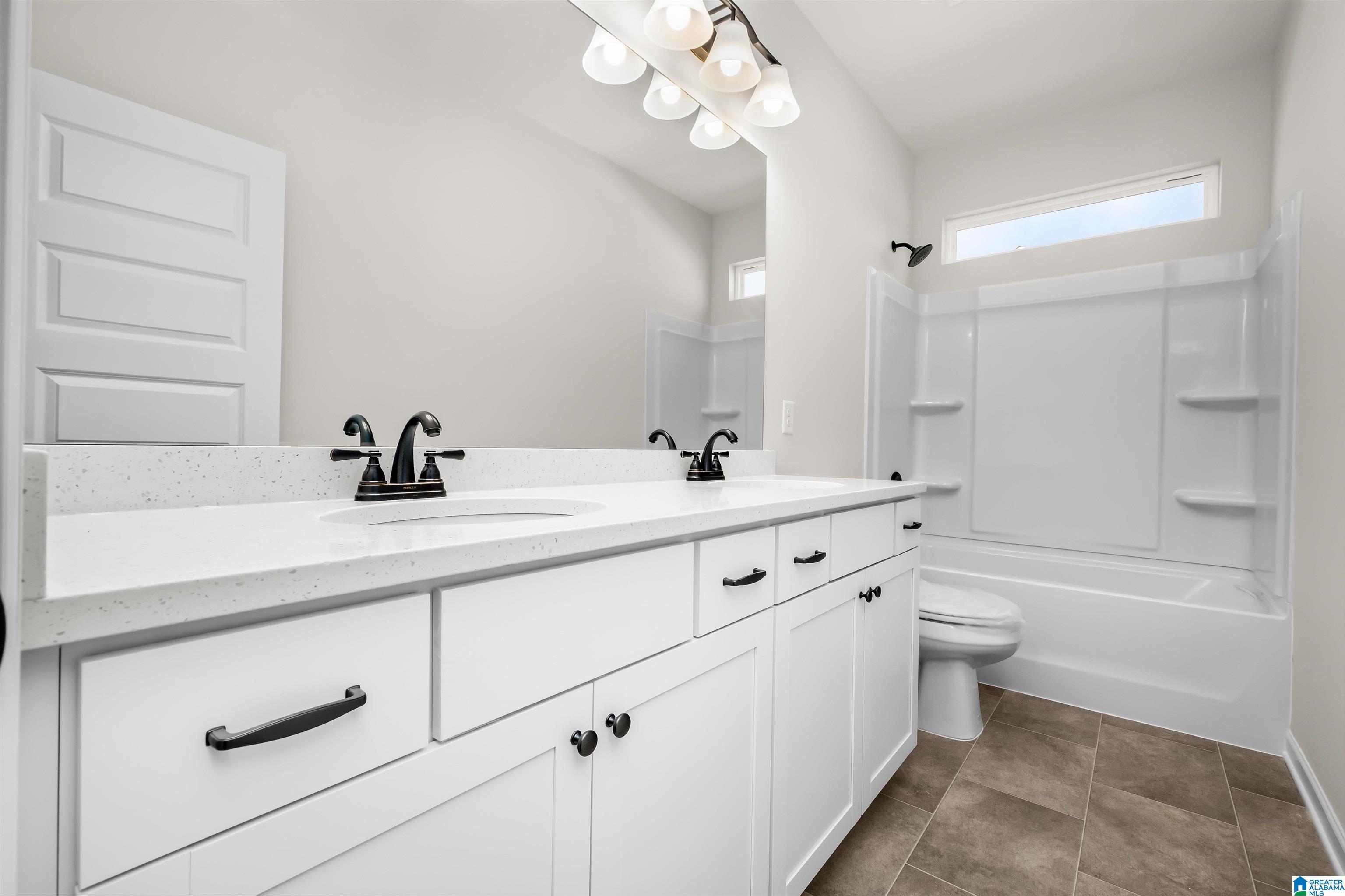 Homes for sale in Columbiana, AL | 604 Pine Valley Trail, Columbiana, AL 35051 | MLS# 21437967