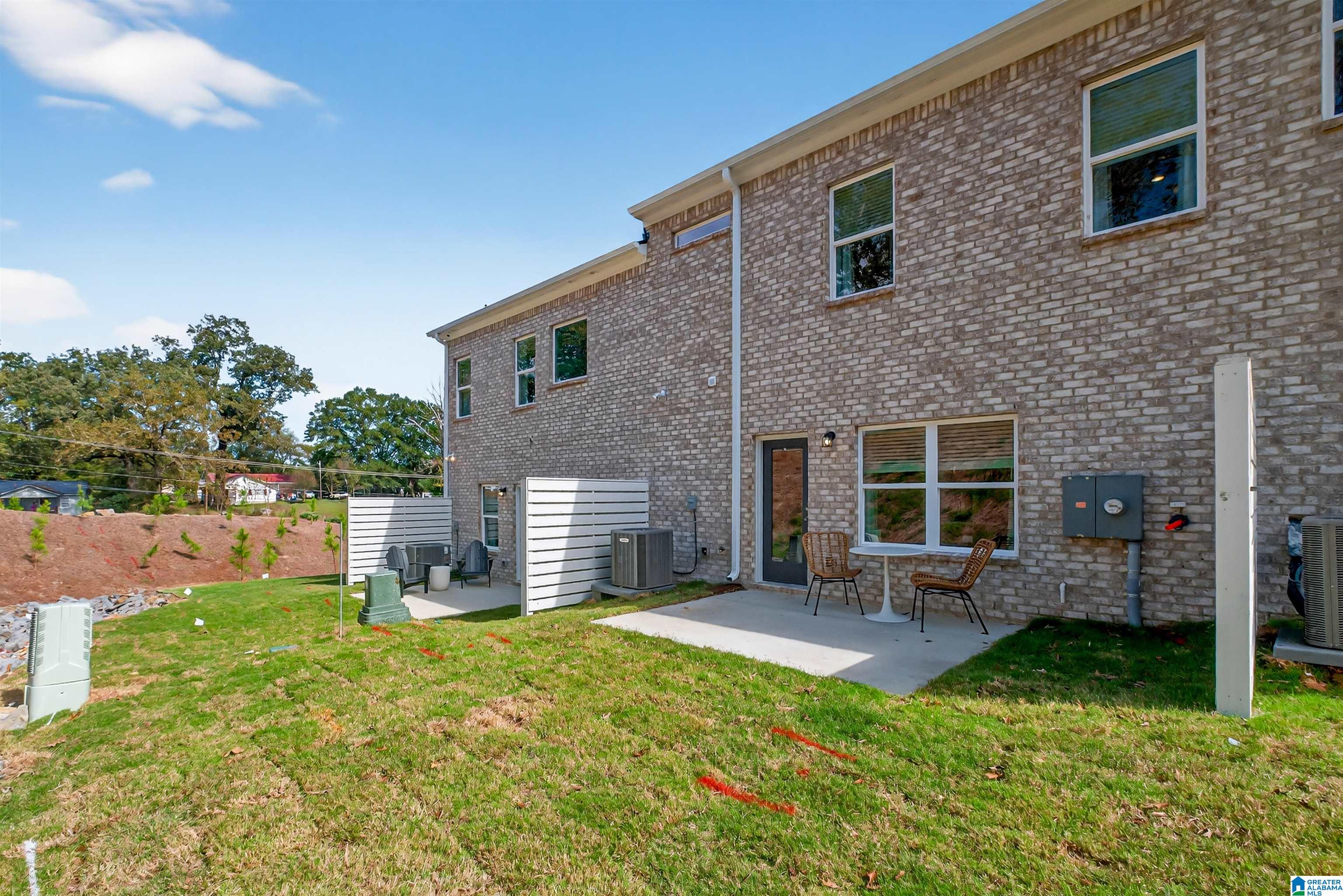 Homes for sale in Fultondale, AL | 4552 Village Springs Square #3, Fultondale, AL 35068 | MLS# 21437983