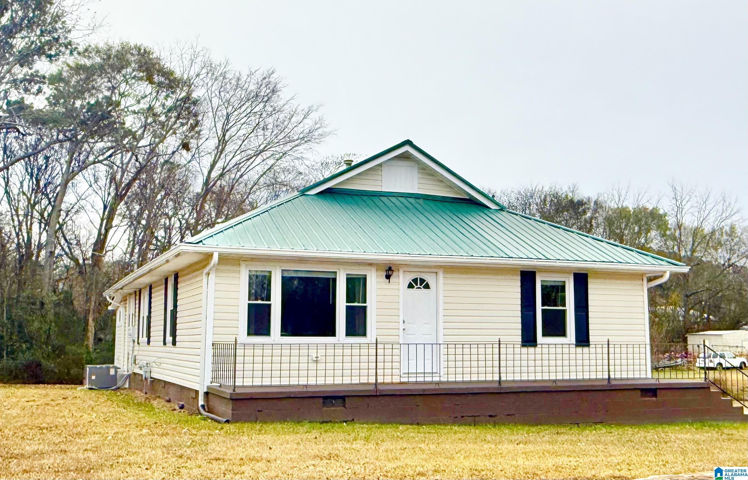 Homes for sale in Piedmont, AL | 221 W Ladiga Street, Piedmont, AL 36272 | MLS# 21438026