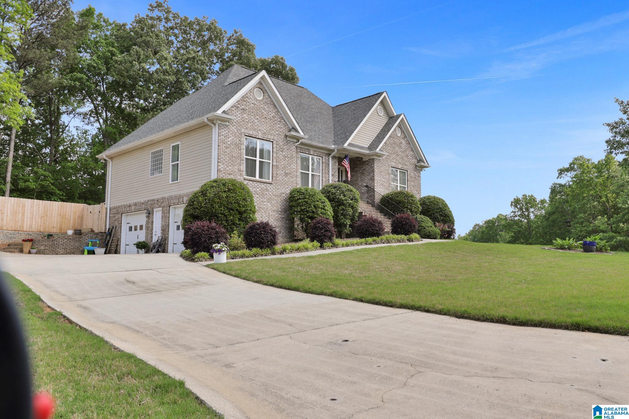 Homes for sale in Trussville, AL | 949 Hickory Valley Road, Trussville, AL 35173 | MLS# 21438103