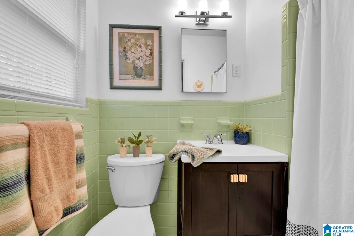 Homes for sale in Gardendale, AL | 1132 Meadow Dr, Gardendale, AL 35071 | MLS# 21438108