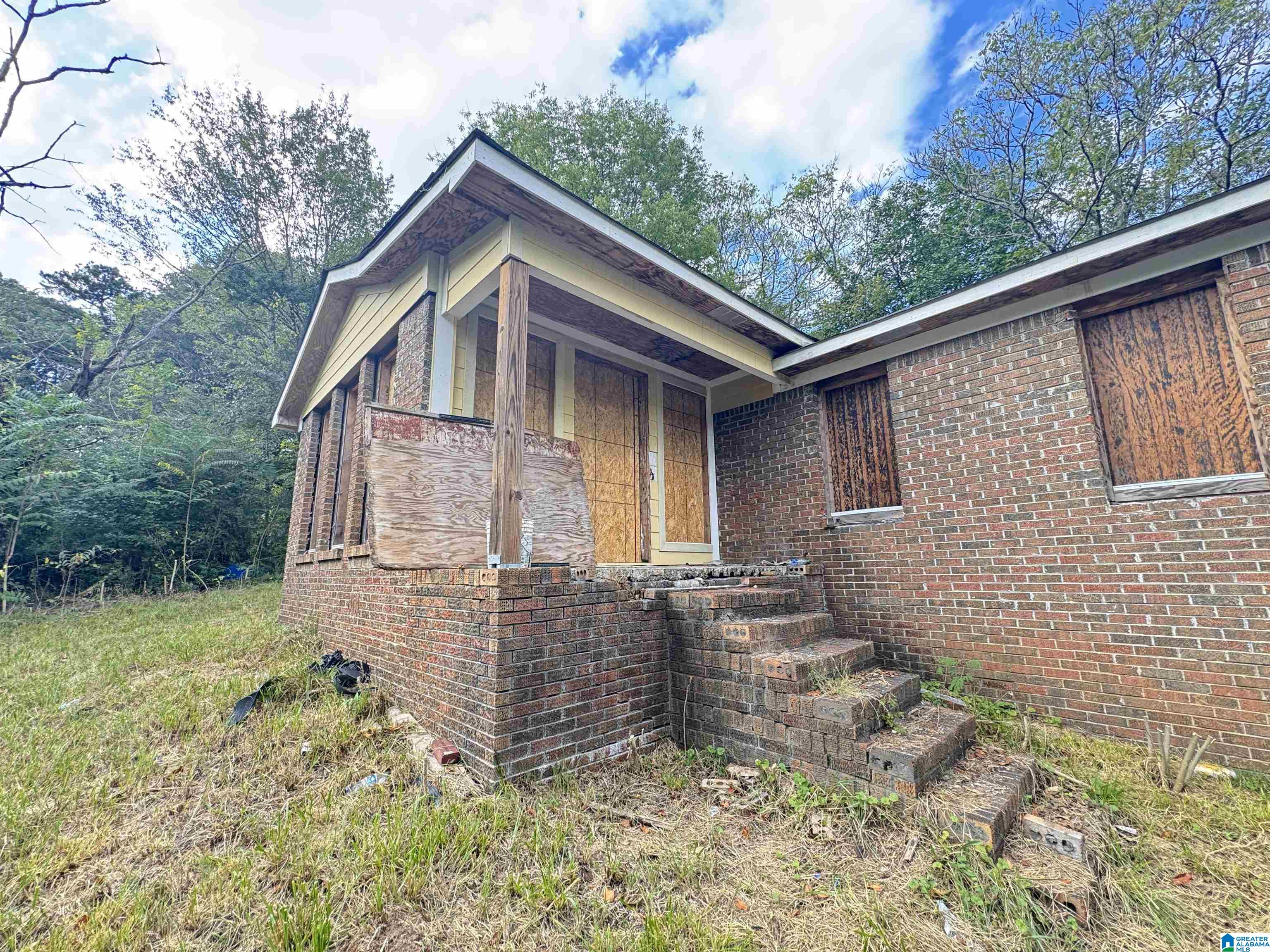 Homes for sale in Birmingham, AL | 408 Ford Way, Birmingham, AL 35217 | MLS# 21438122