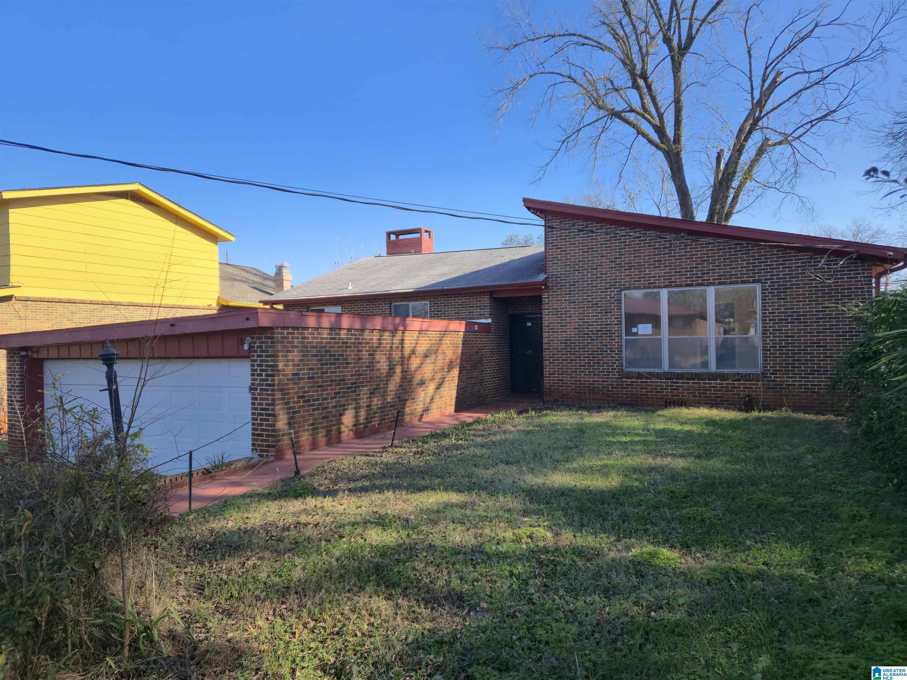 Homes for sale in Birmingham, AL | 817 Goldwire Pl Sw, Birmingham, AL 35211 | MLS# 21438130