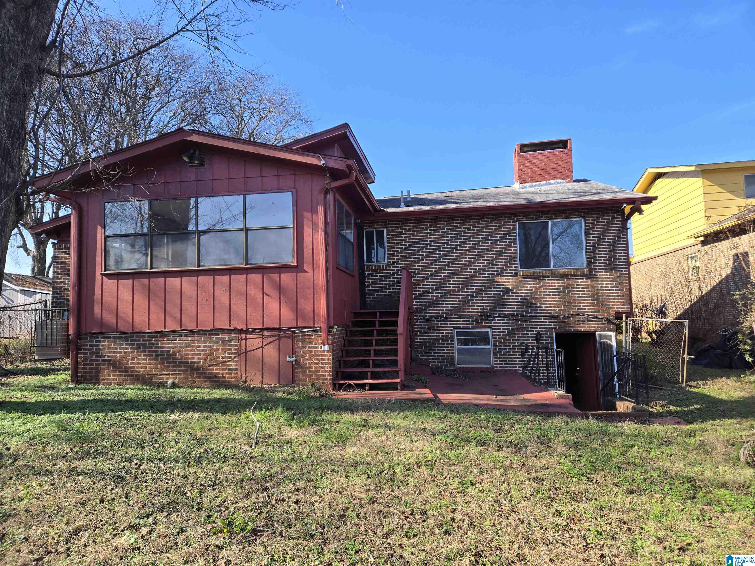 Homes for sale in Birmingham, AL | 817 Goldwire Pl Sw, Birmingham, AL 35211 | MLS# 21438130