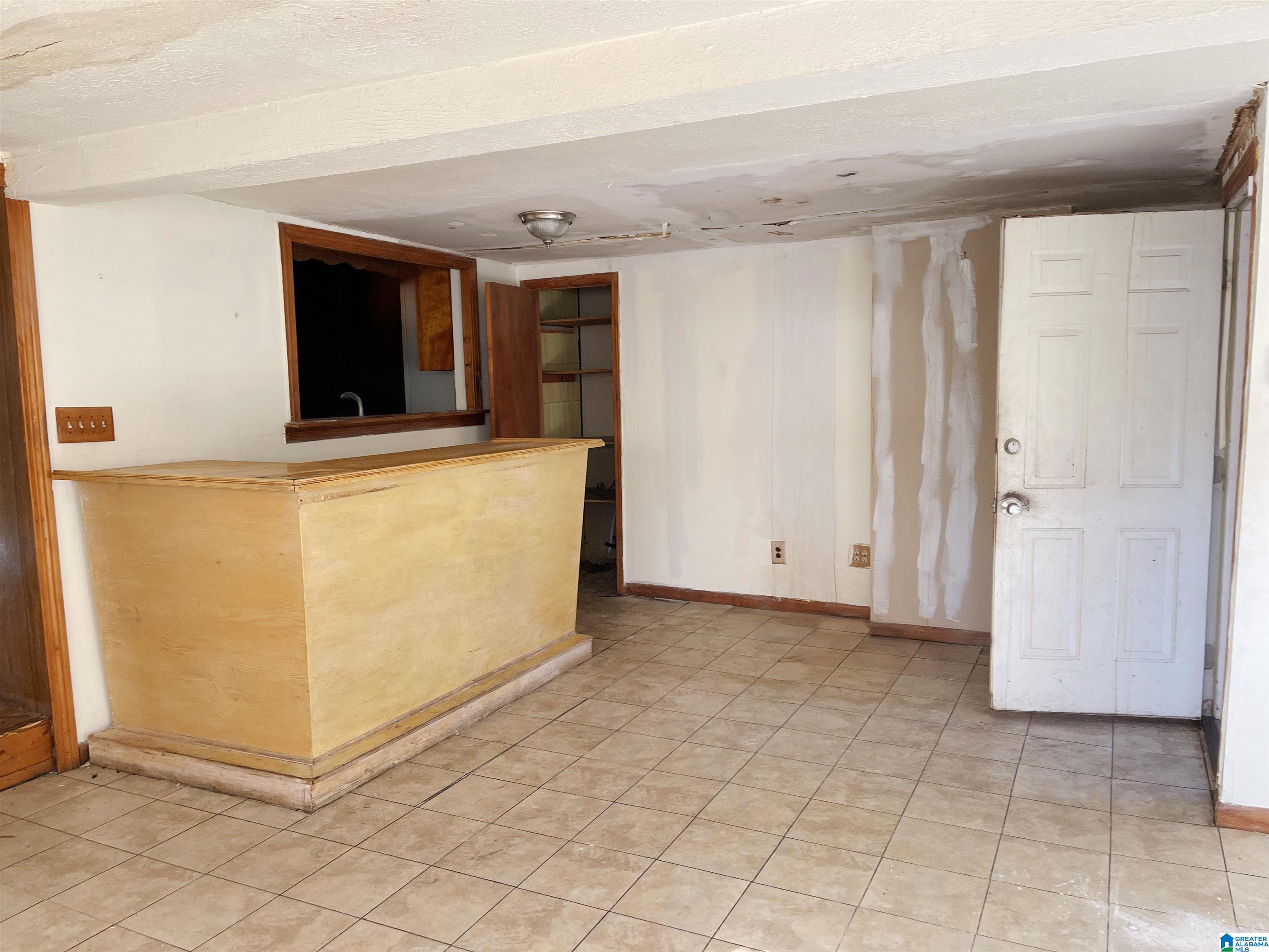 Homes for sale in Birmingham, AL | 883 Mccary Street Sw, Birmingham, AL 35211 | MLS# 21438148