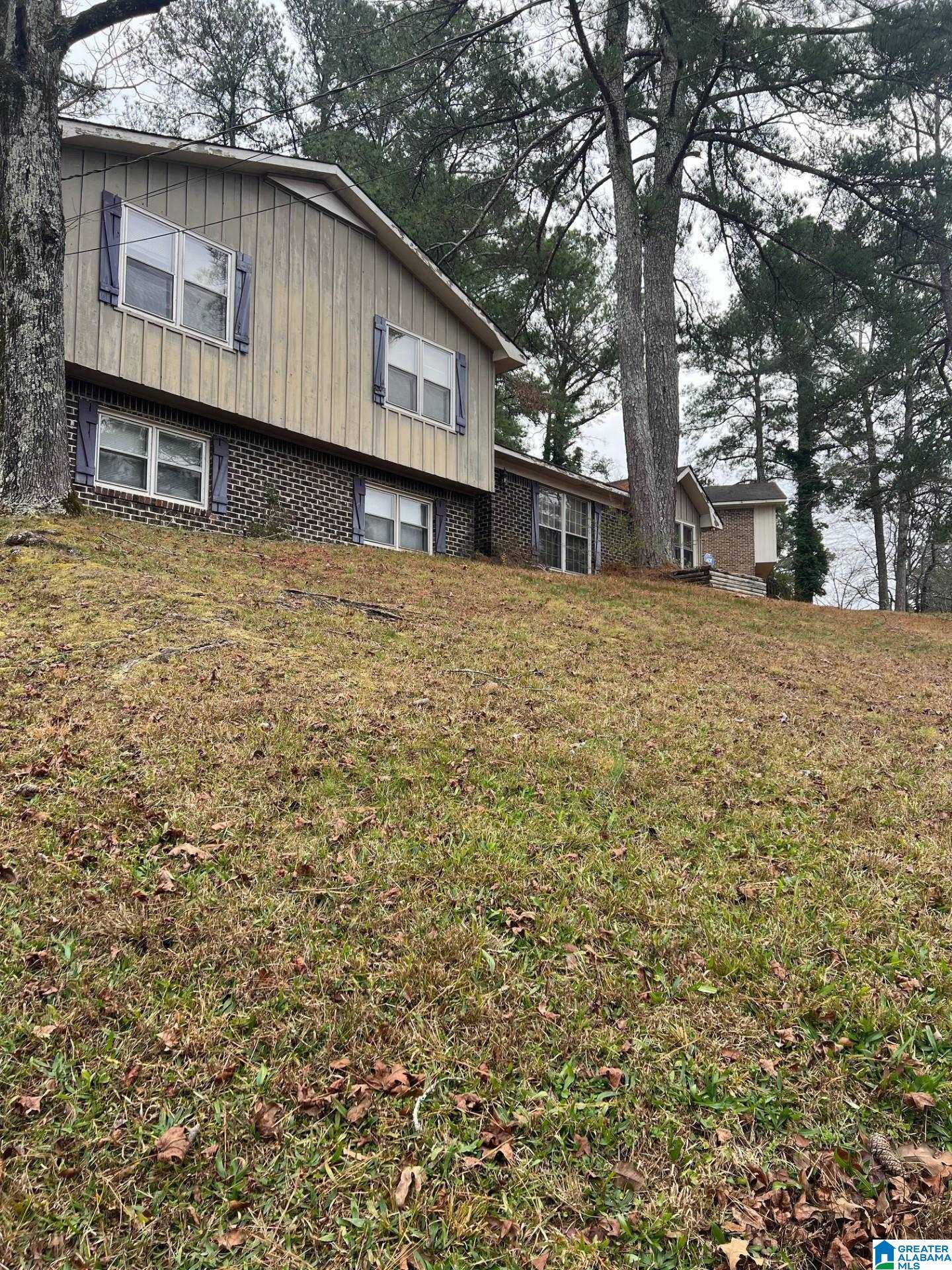 Homes for sale in Birmingham, AL | 2747 6th Street, Birmingham, AL 35215 | MLS# 21438276