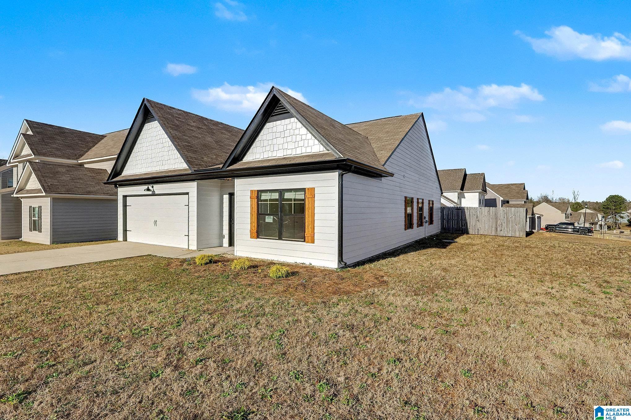 Homes for sale in Springville, AL | 180 Smith Glen Dr, Springville, AL 35146 | MLS# 21438323