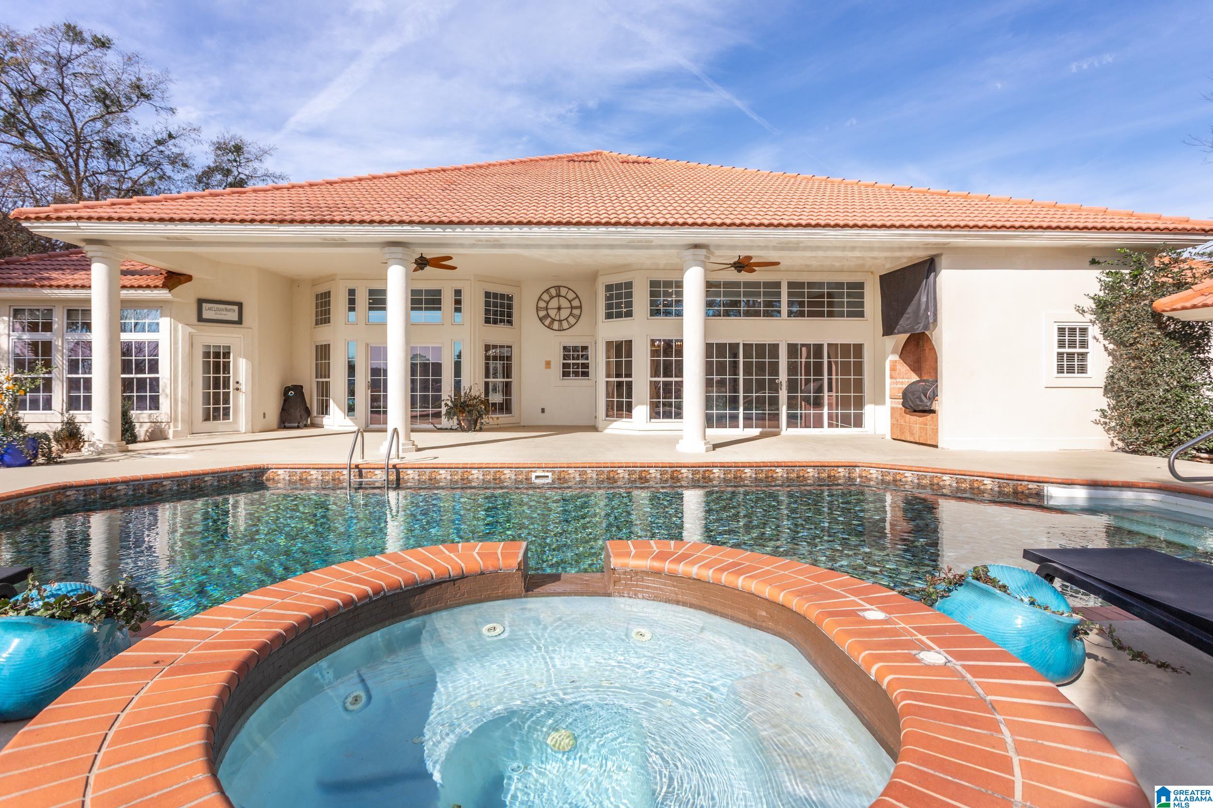 Homes for sale in Pell City, AL | 508 Lindy Circle, Pell City, AL 35128 | MLS# 21438352