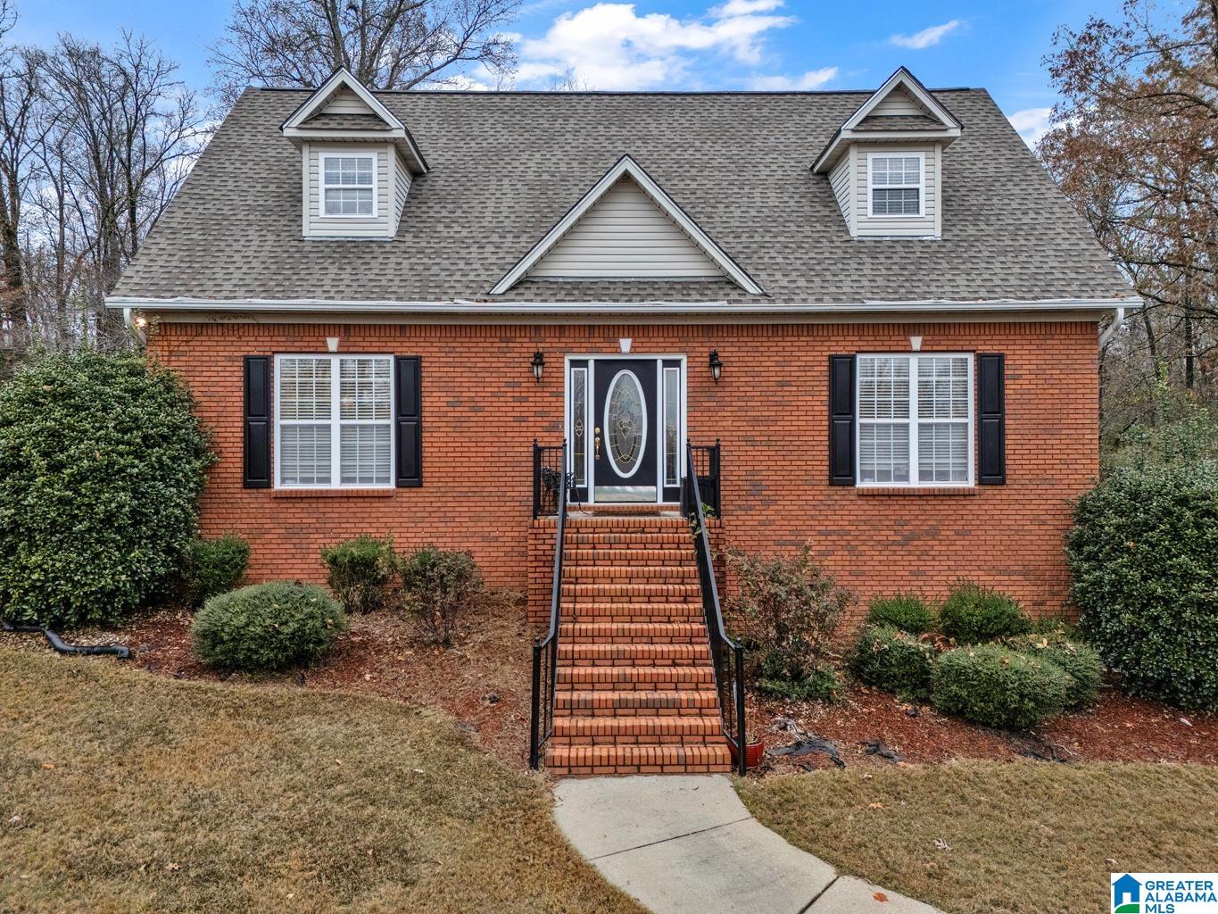 Homes for sale in Warrior, AL | 9053 Sparks Dr, Warrior, AL 35180 | MLS# 21438363