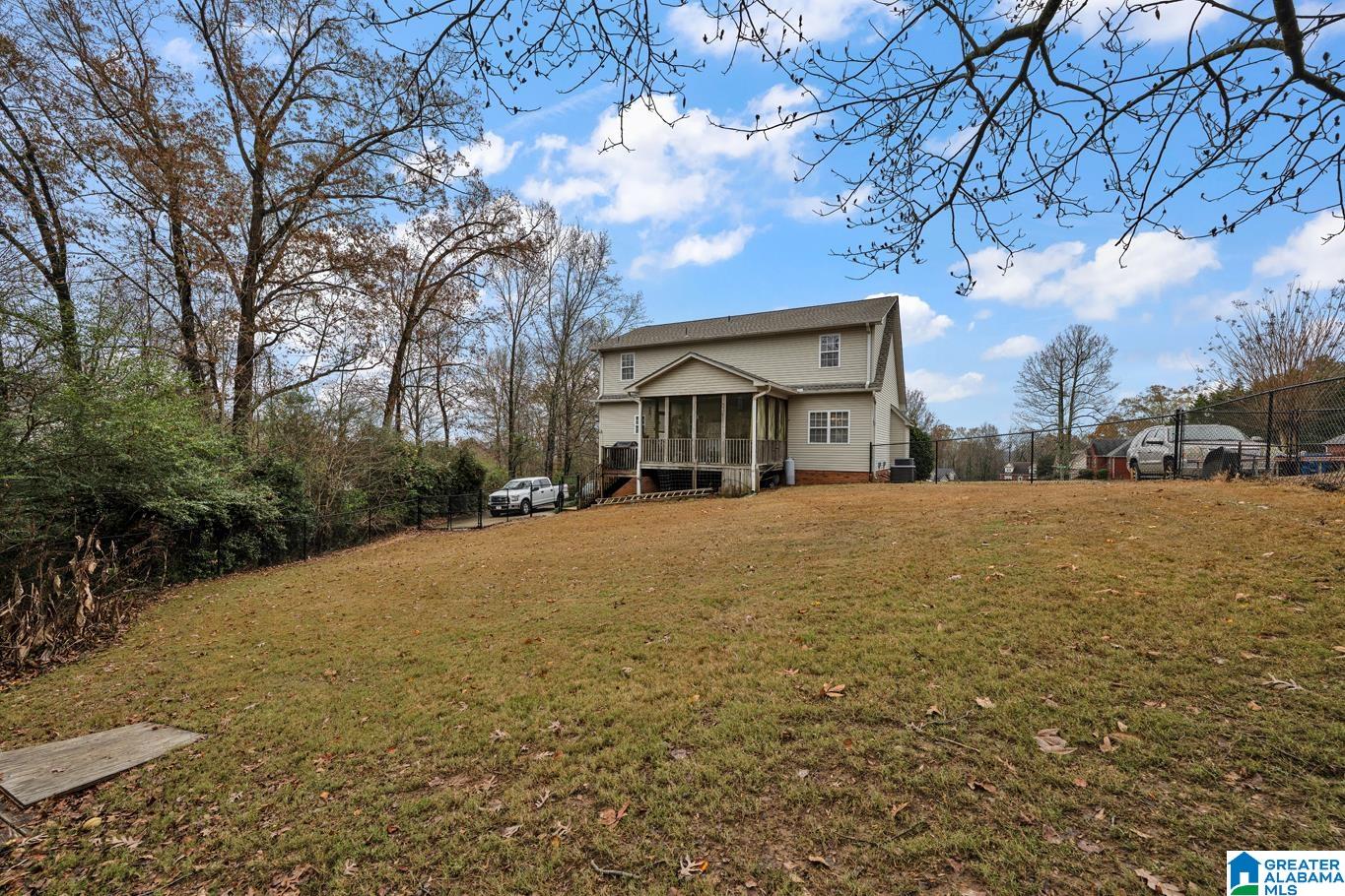 Homes for sale in Warrior, AL | 9053 Sparks Dr, Warrior, AL 35180 | MLS# 21438363