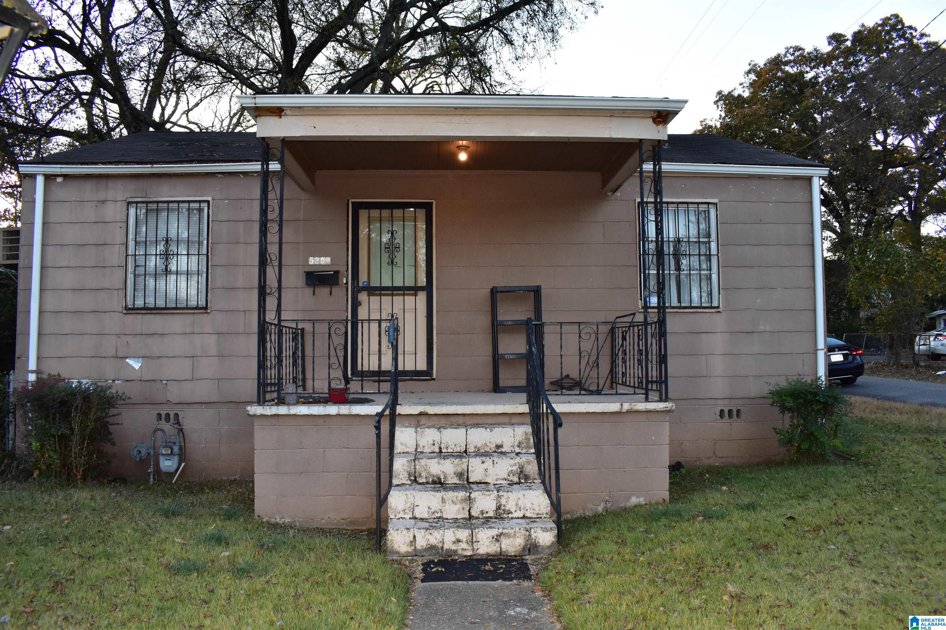 Homes for sale in Birmingham, AL | 5300 Terrace J, Birmingham, AL 35208 | MLS# 21438398
