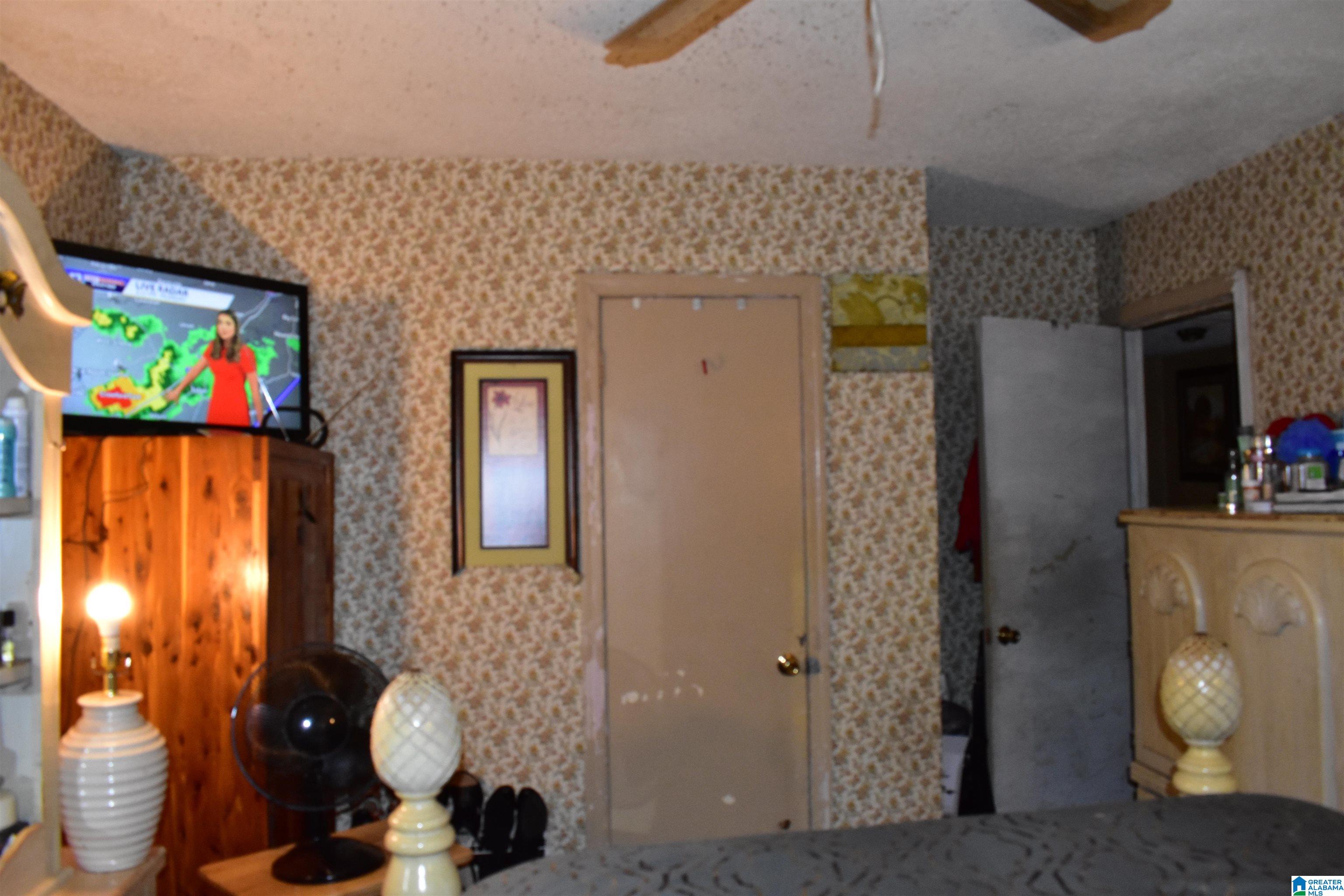 Homes for sale in Birmingham, AL | 5300 Terrace J, Birmingham, AL 35208 | MLS# 21438398