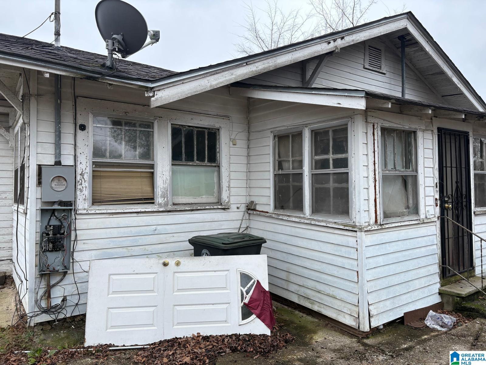 Homes for sale in Birmingham, AL | 3000 Avenue F, Birmingham, AL 35218 | MLS# 21438411