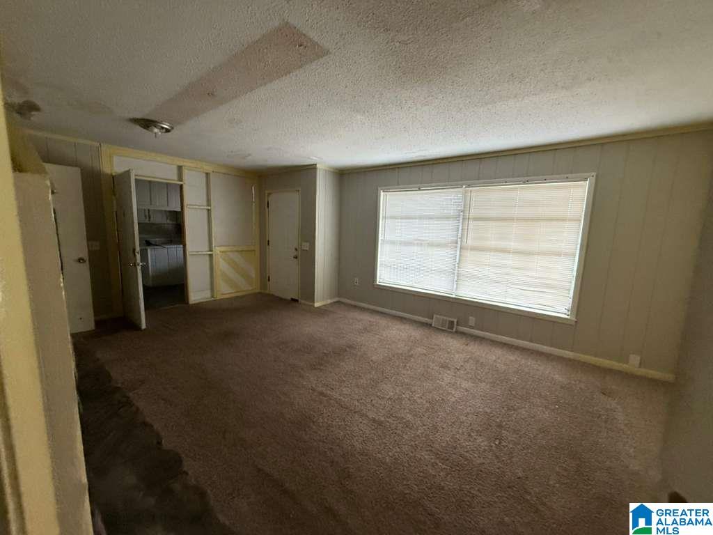 Homes for sale in Birmingham, AL | 1425 Heflin Avenue W, Birmingham, AL 35214 | MLS# 21438456